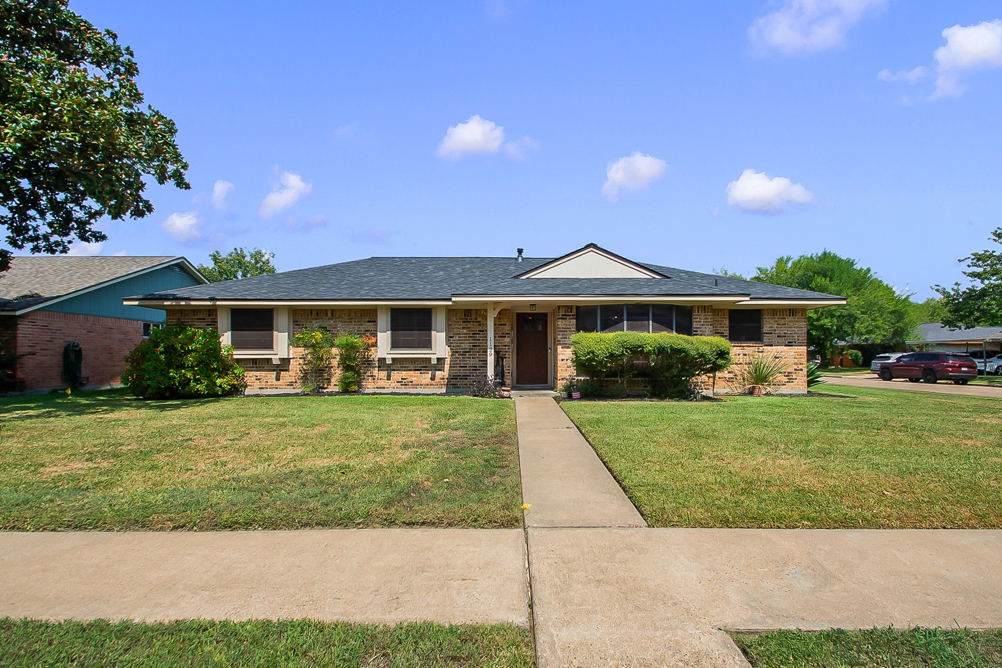 1129 Jeffrey Street