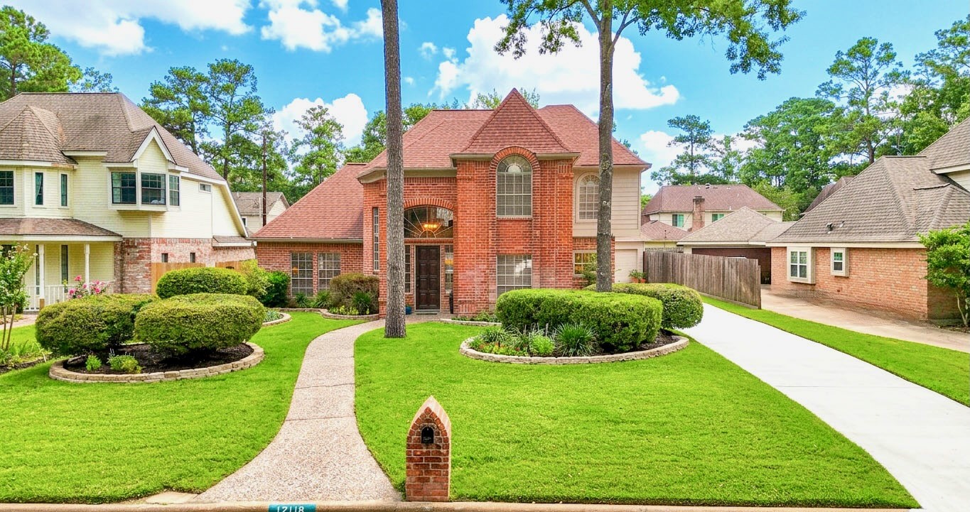 12118 Oakcroft Drive