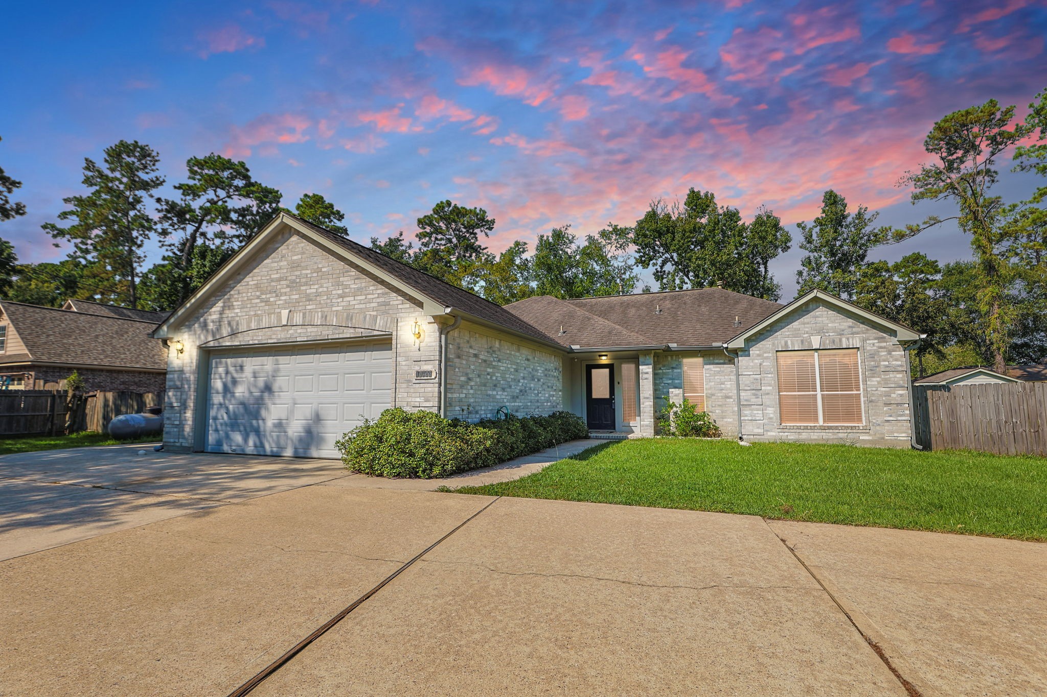 10403 Twin Oak Drive