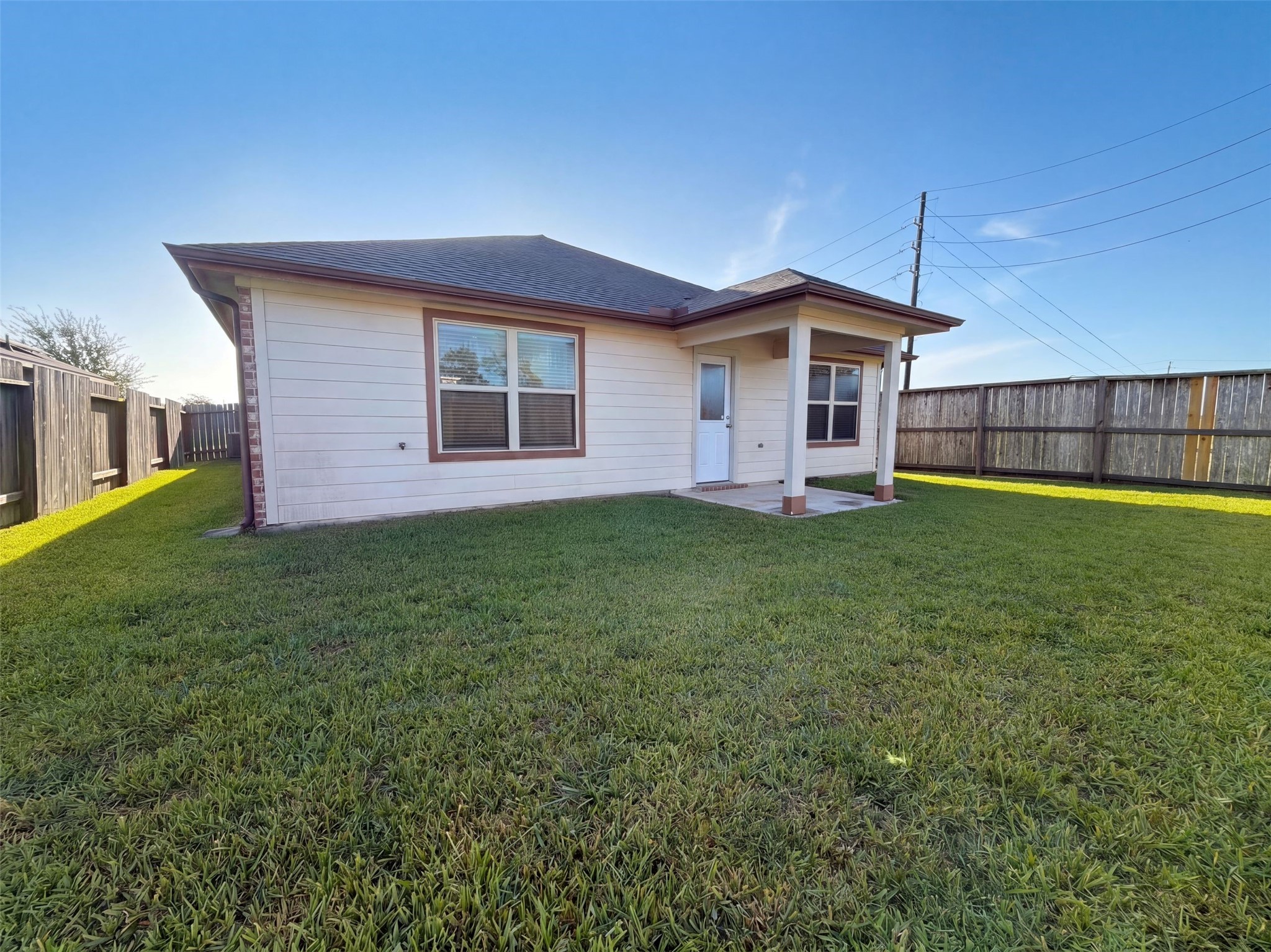 Listing photo 5