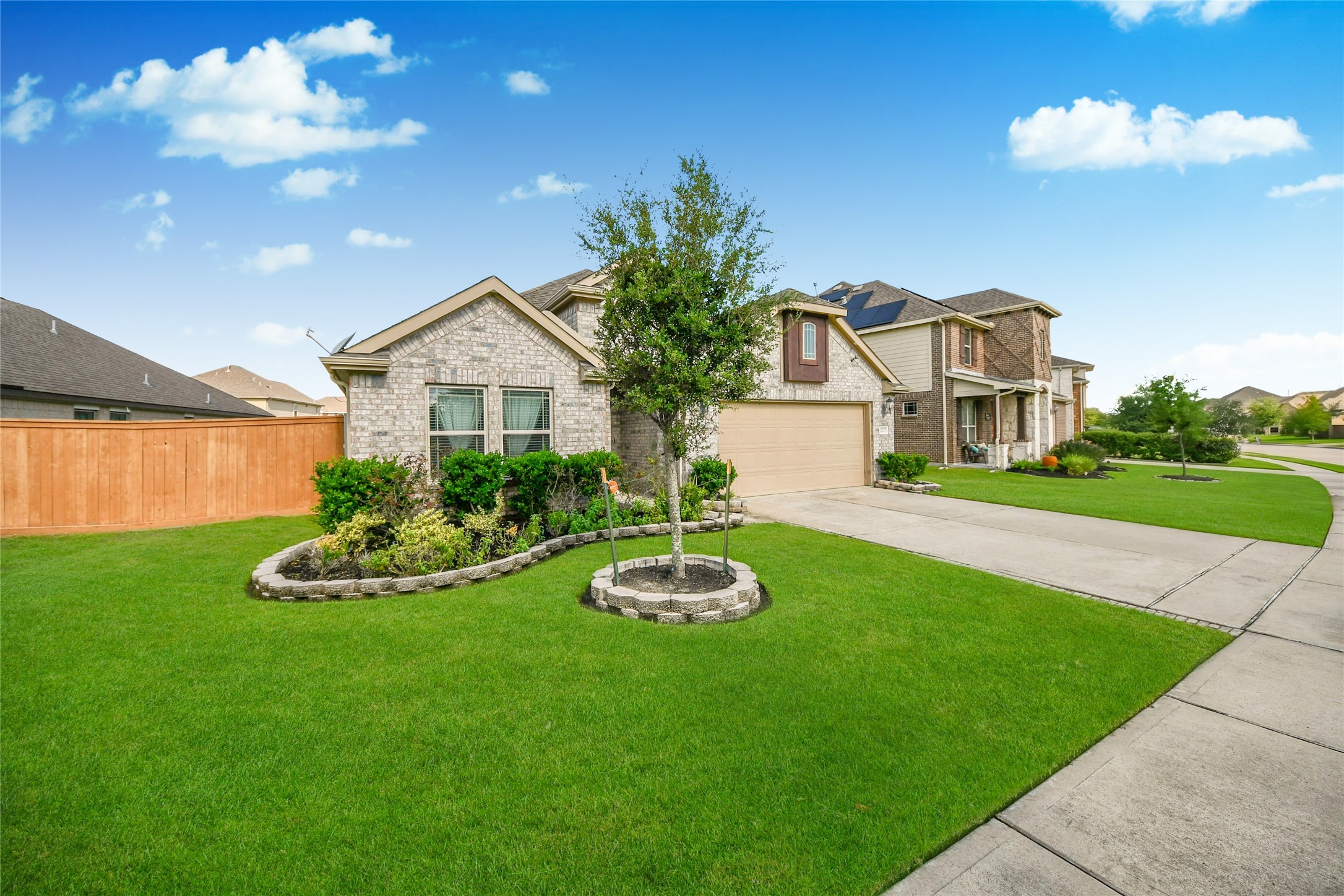Listing photo 4