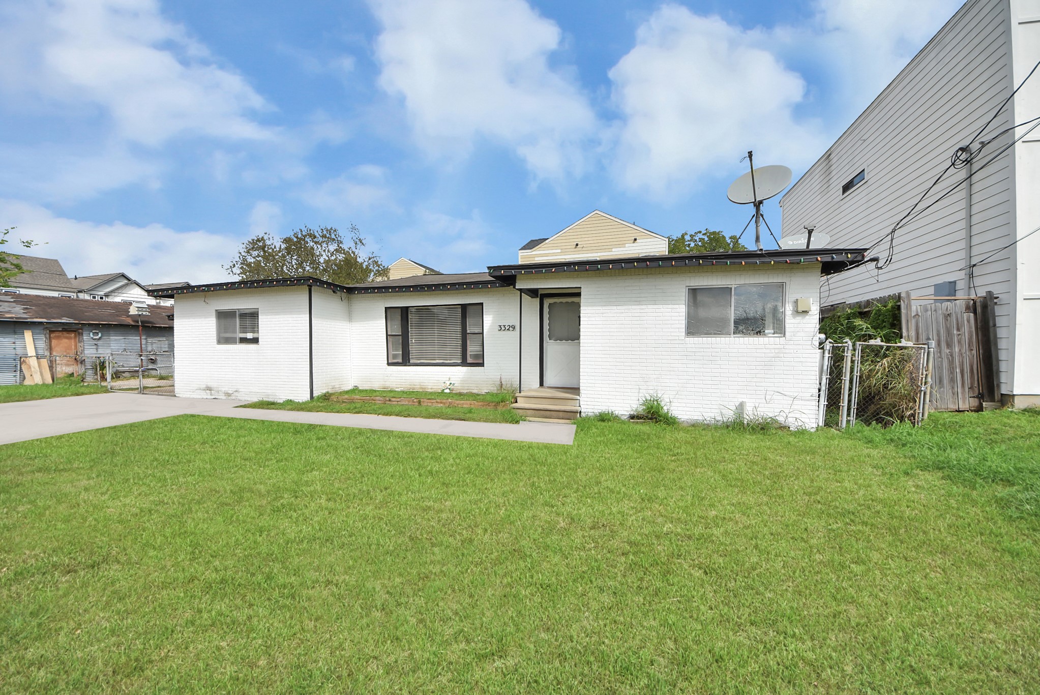 Listing photo 4