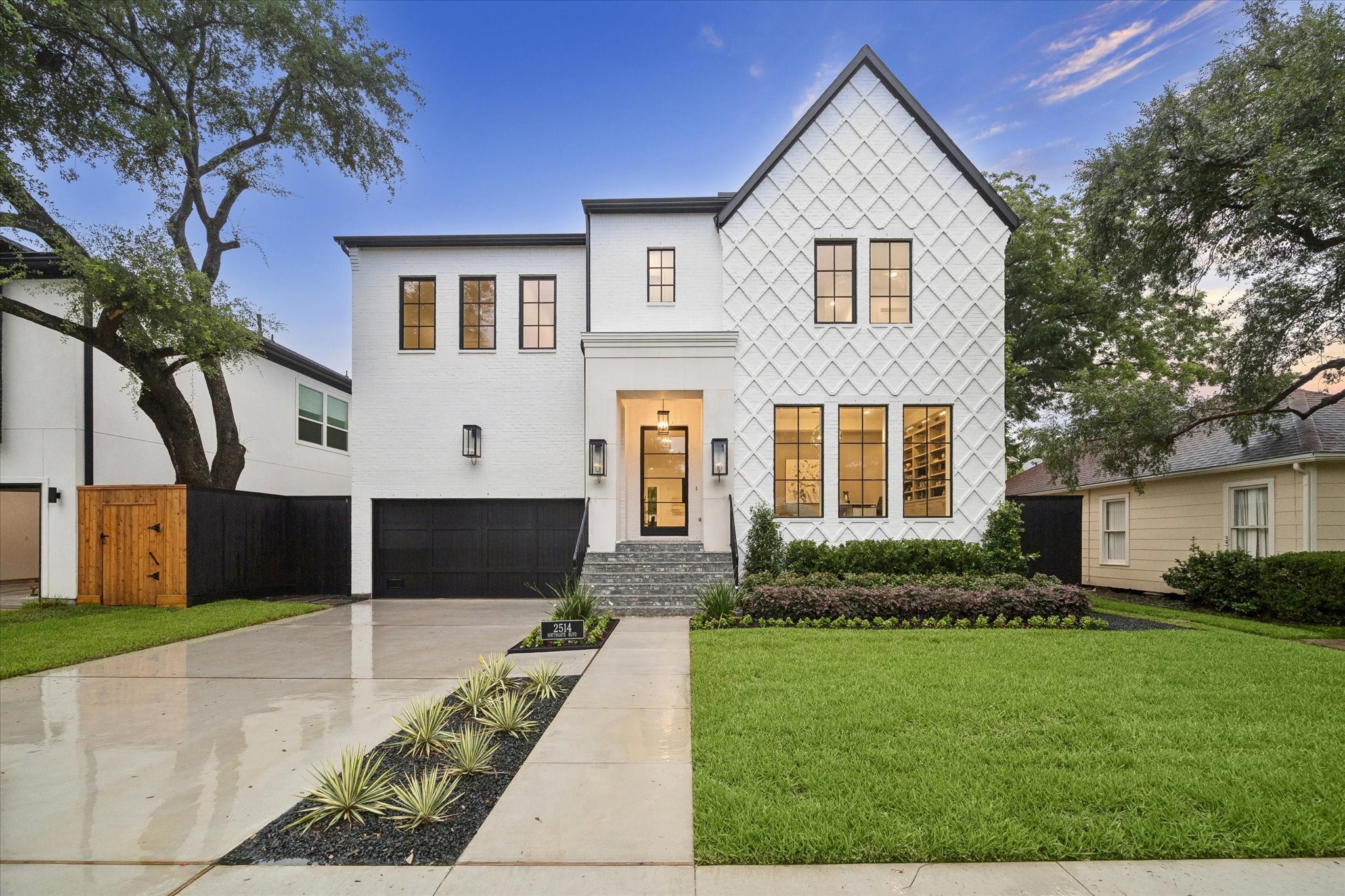 2514 Southgate Boulevard