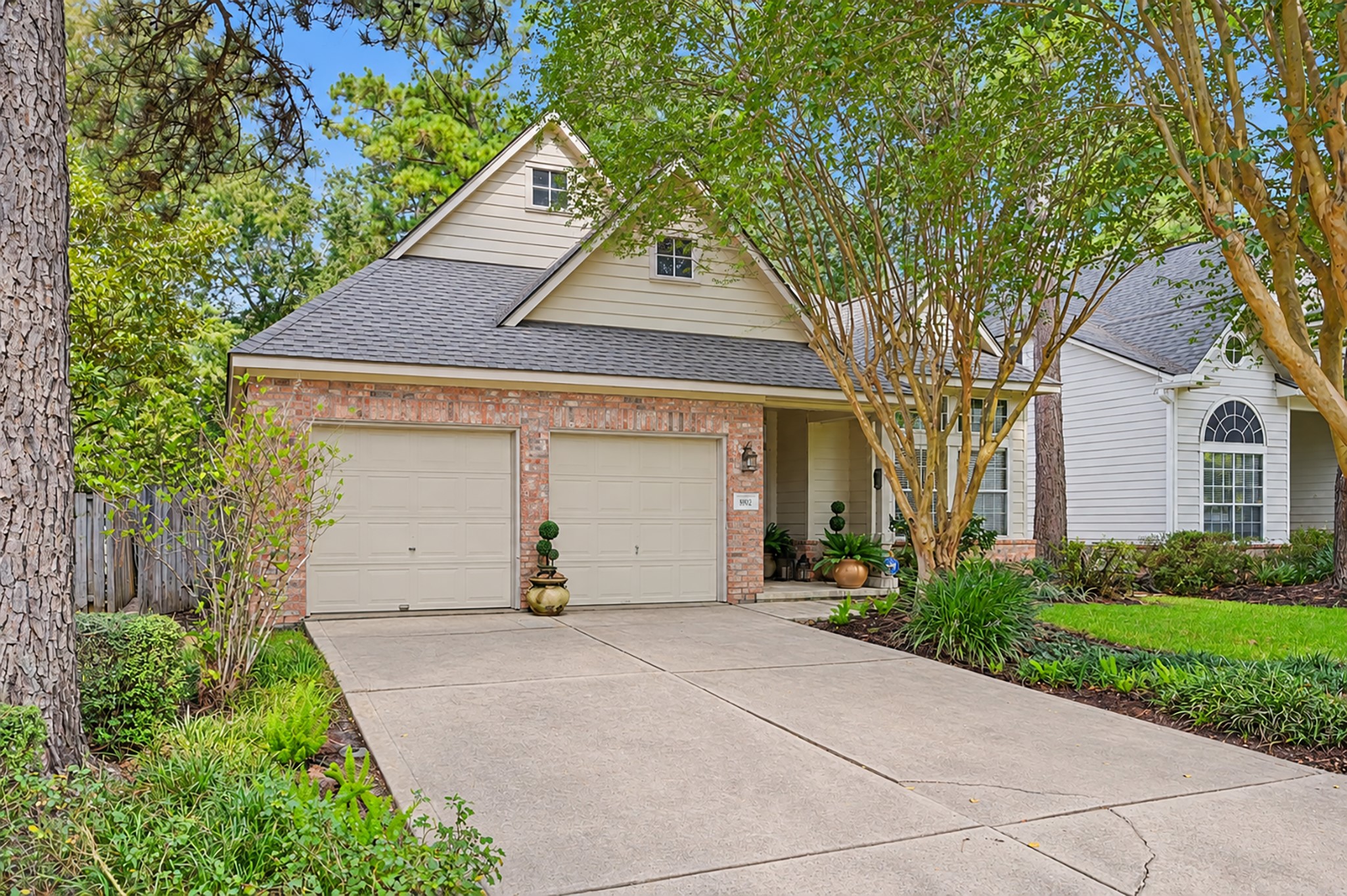 85 E Lakeridge Drive