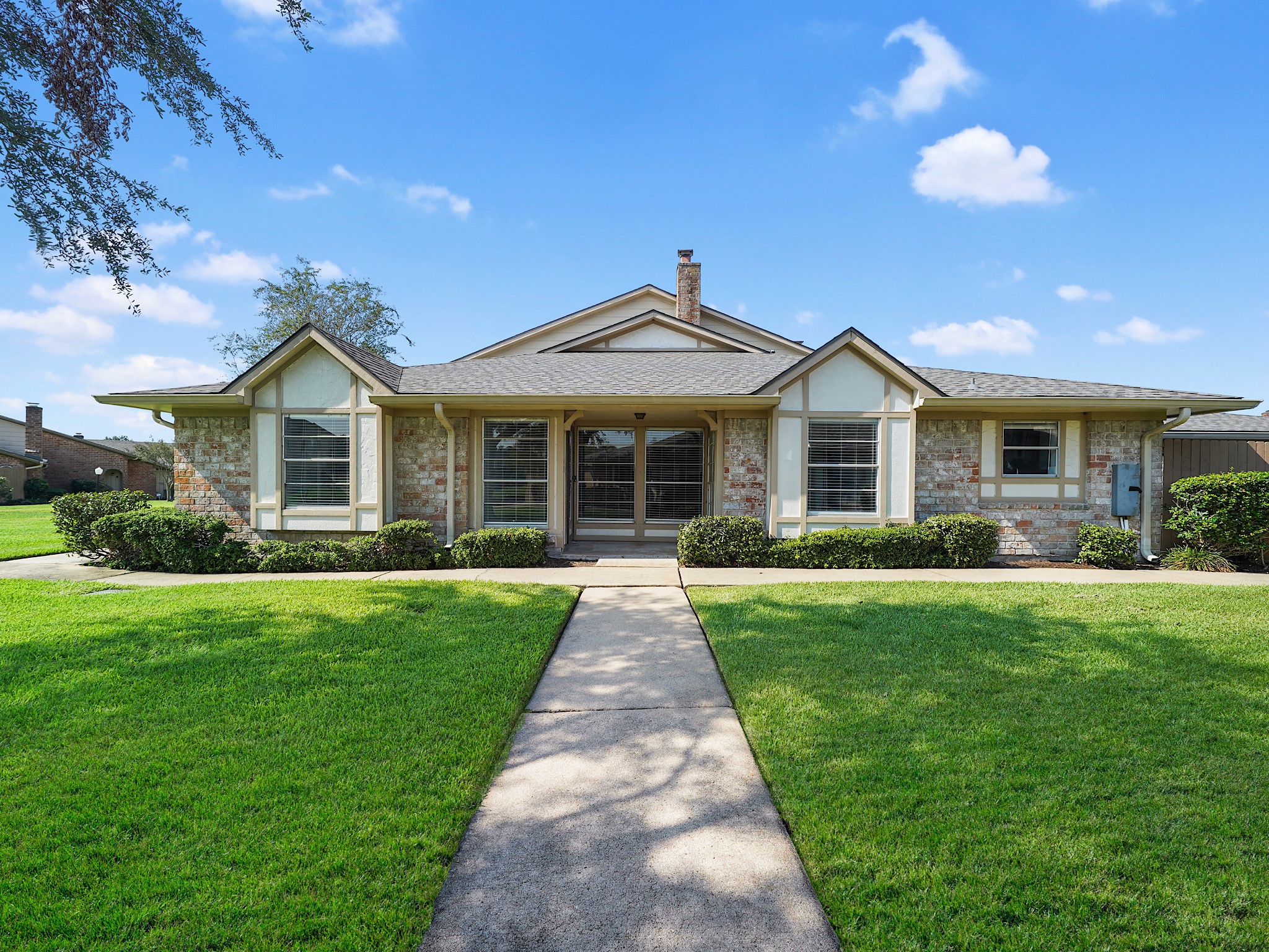 48 Chapparal Court