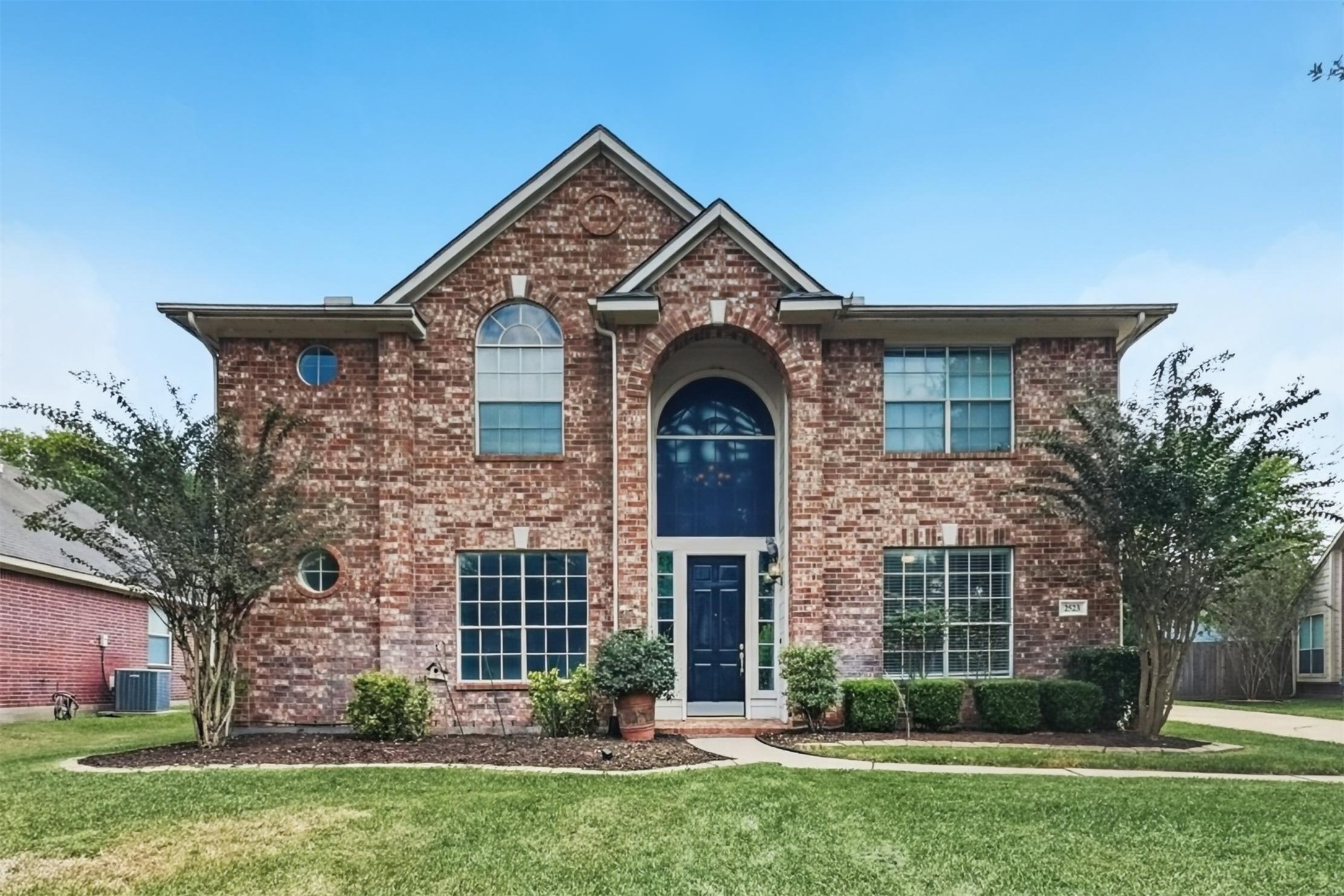 2523 Silent Shore Court