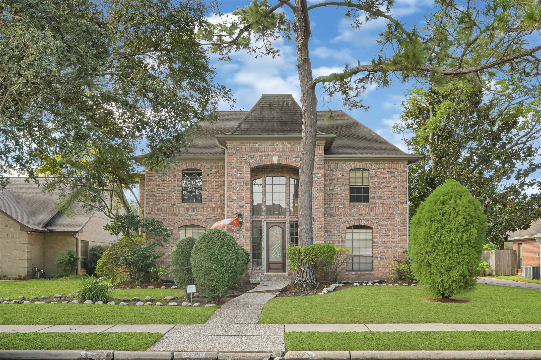 2211 Rockhaven Drive