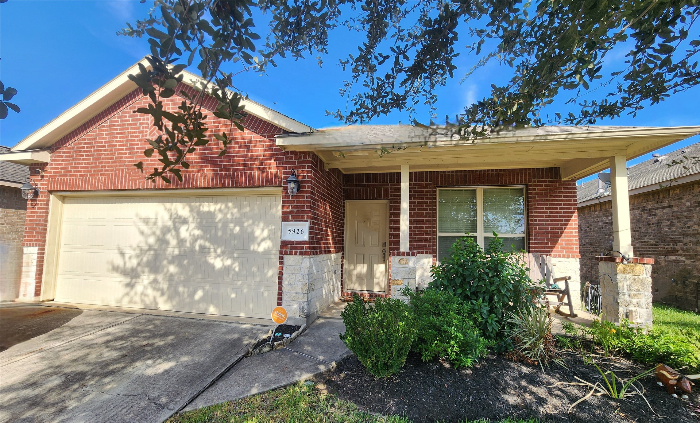 5926 Sunflower Prairie Court