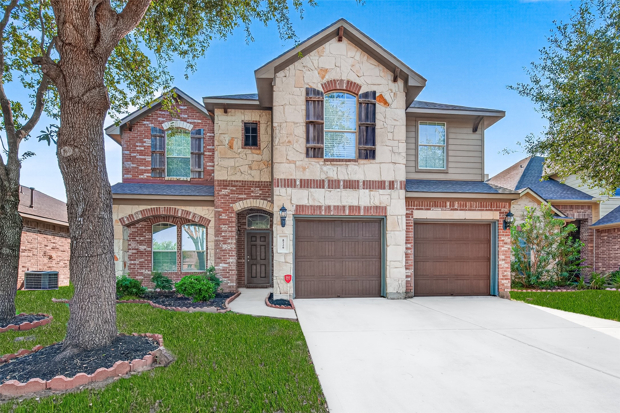 8726 Debbie Terrace Drive