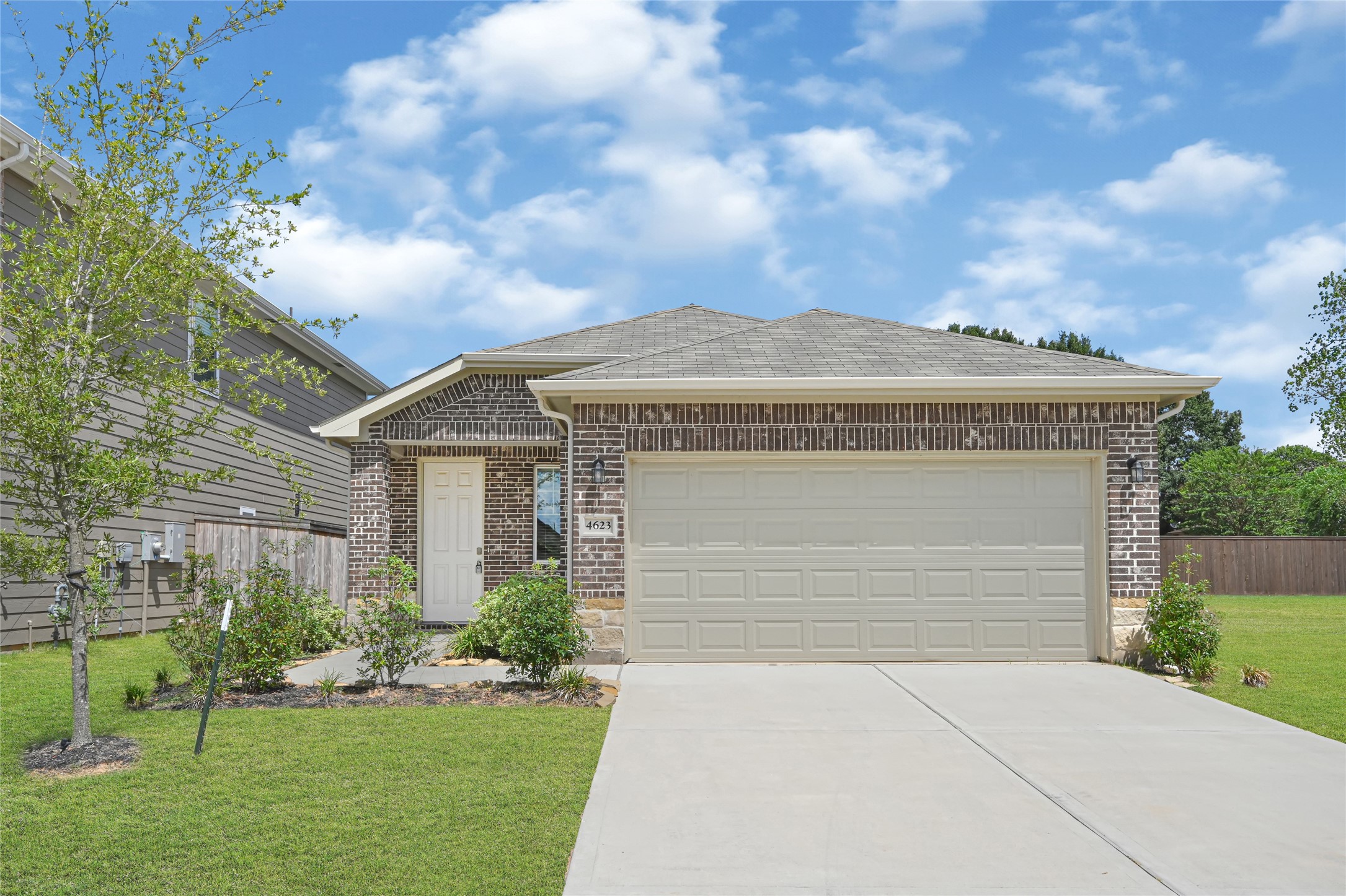 4623 Mesquite Trail Blush