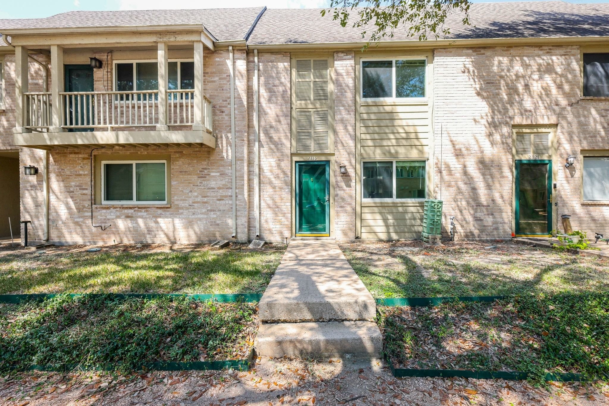 2119 Hazlitt Drive