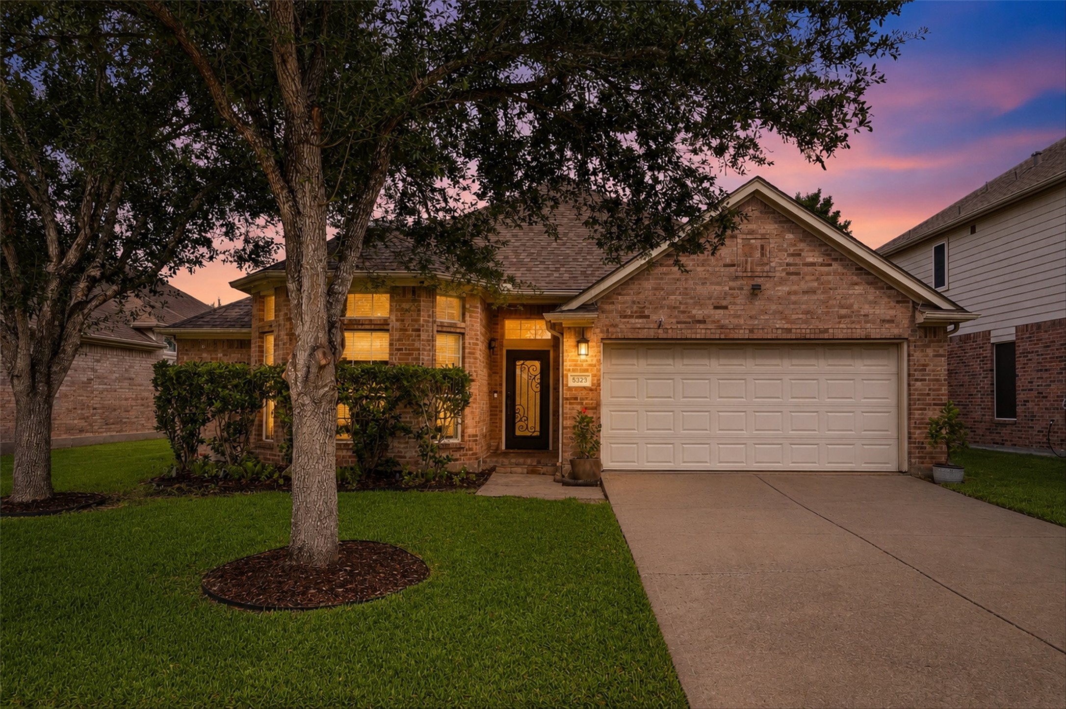 Listing photo 1