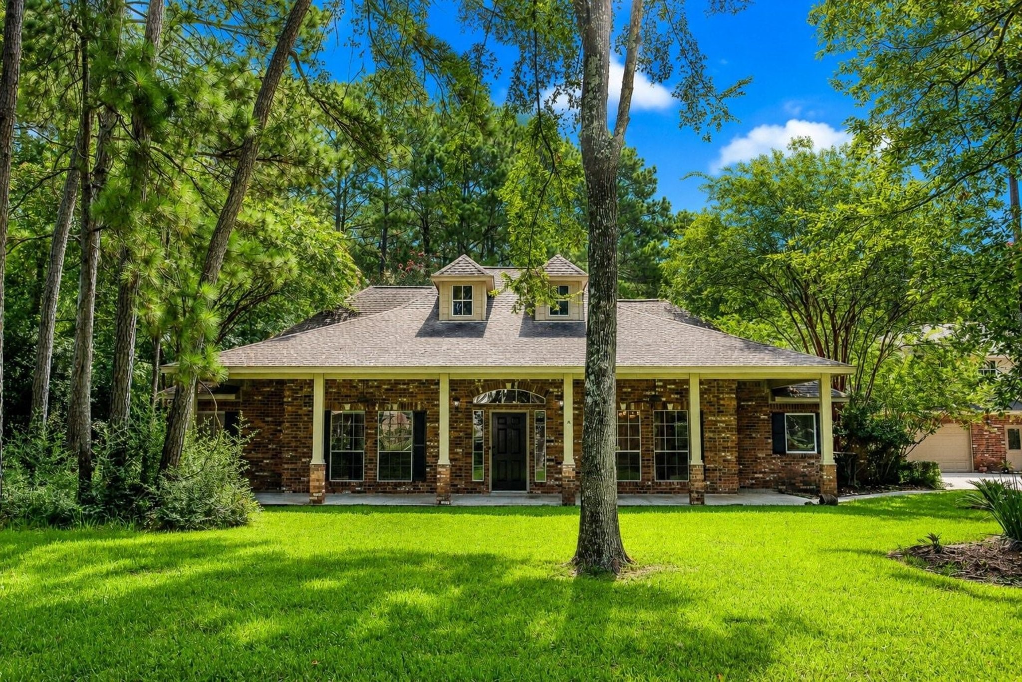10034 Crestwater Circle