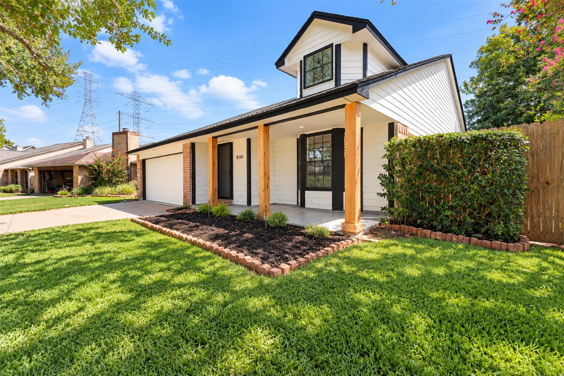 Listing photo 3