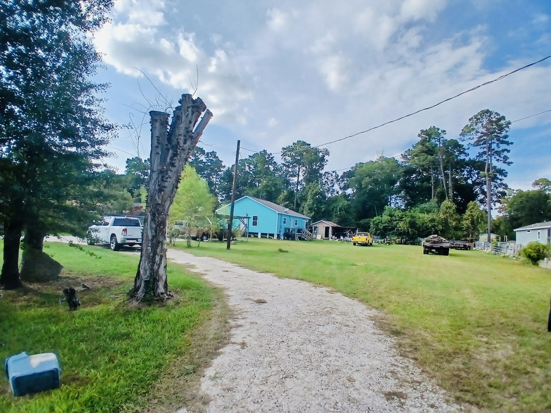 Listing photo 3