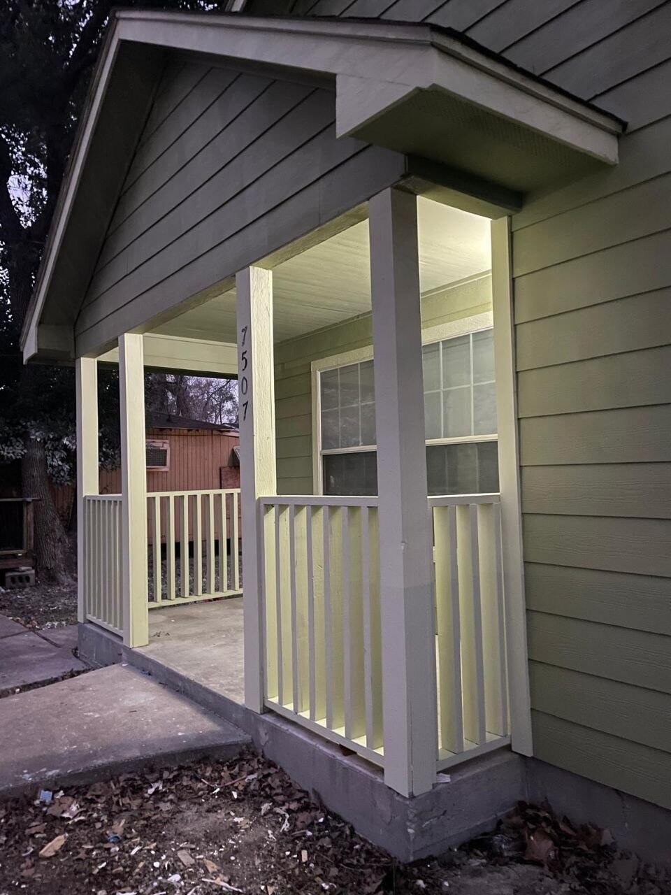 7507 Burt Street