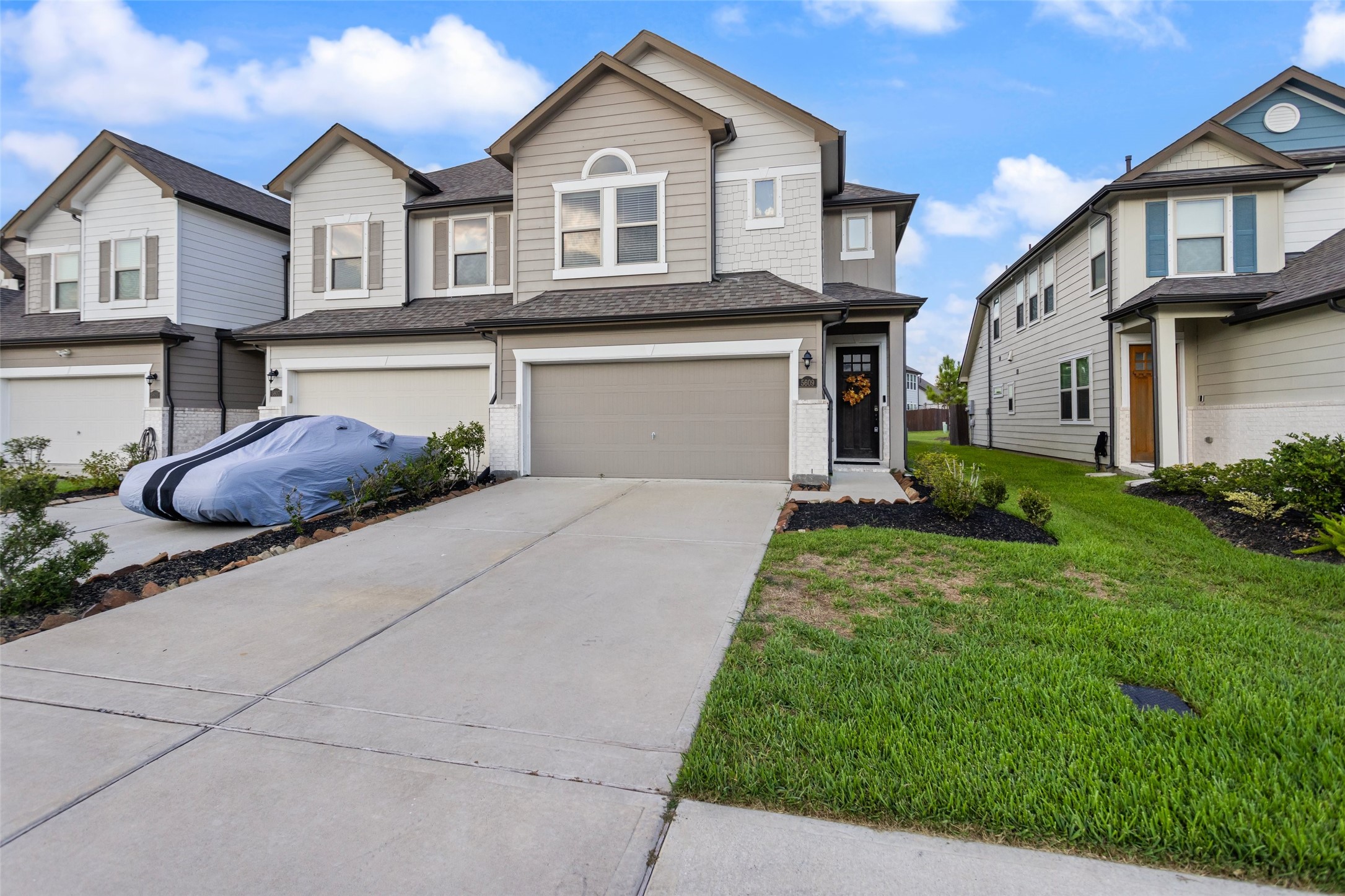 5609 Evanston Lane
