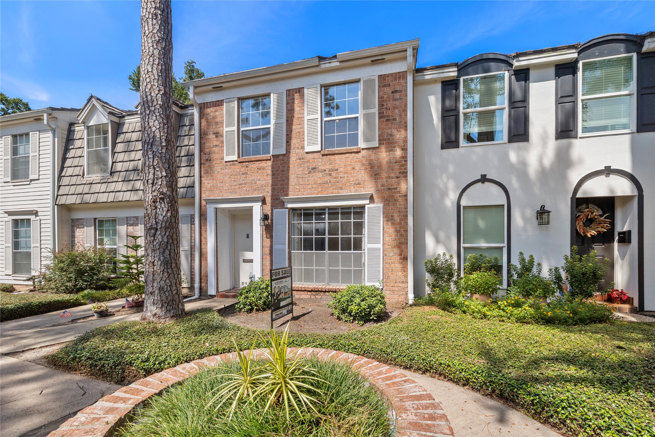 1425 Springrock Lane