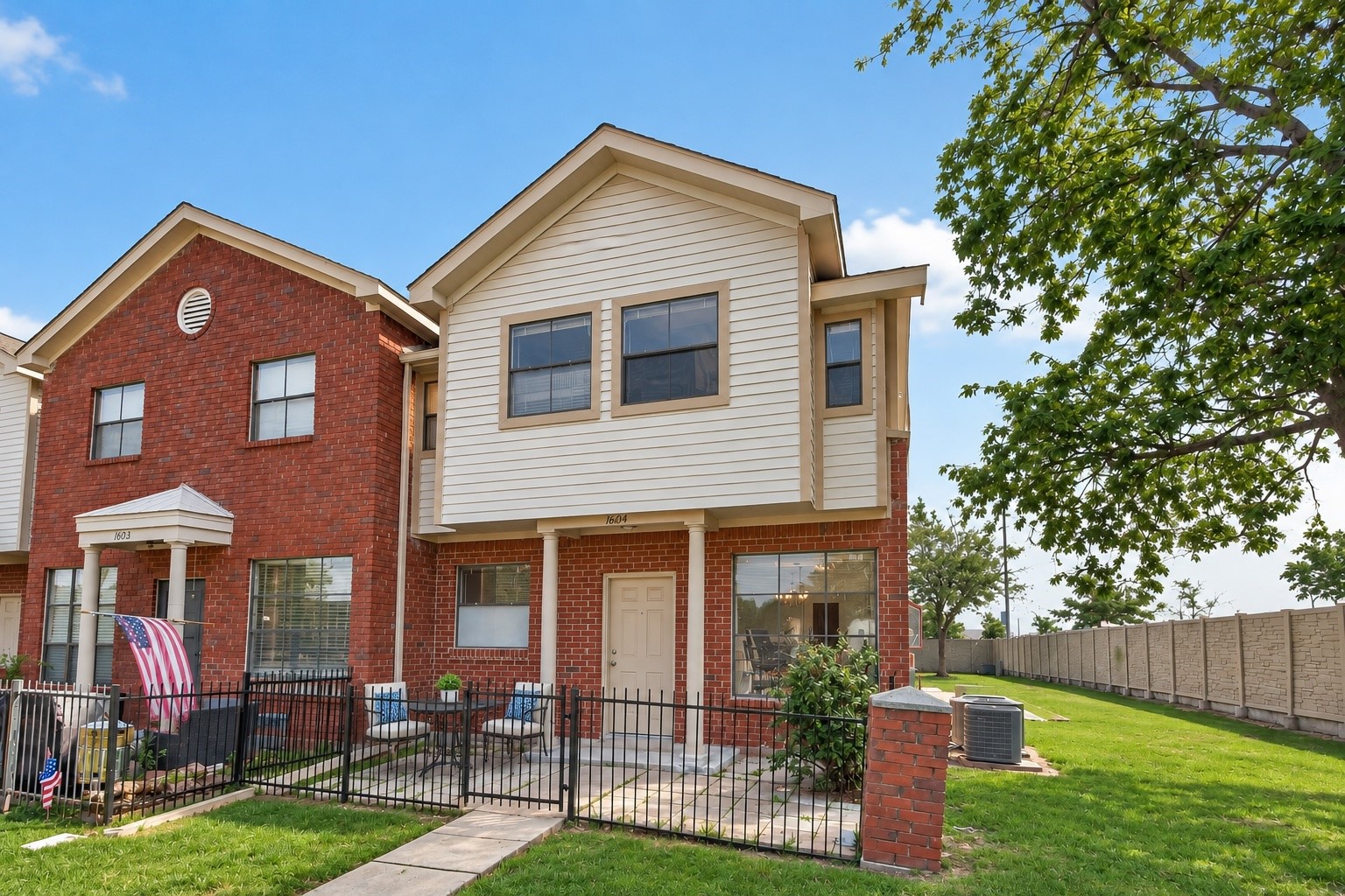 1103 Dulles Avenue