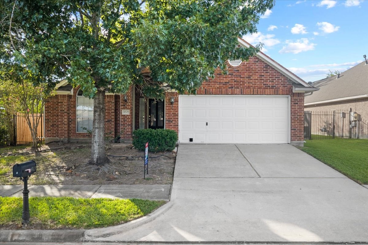 4019 Applerock Drive