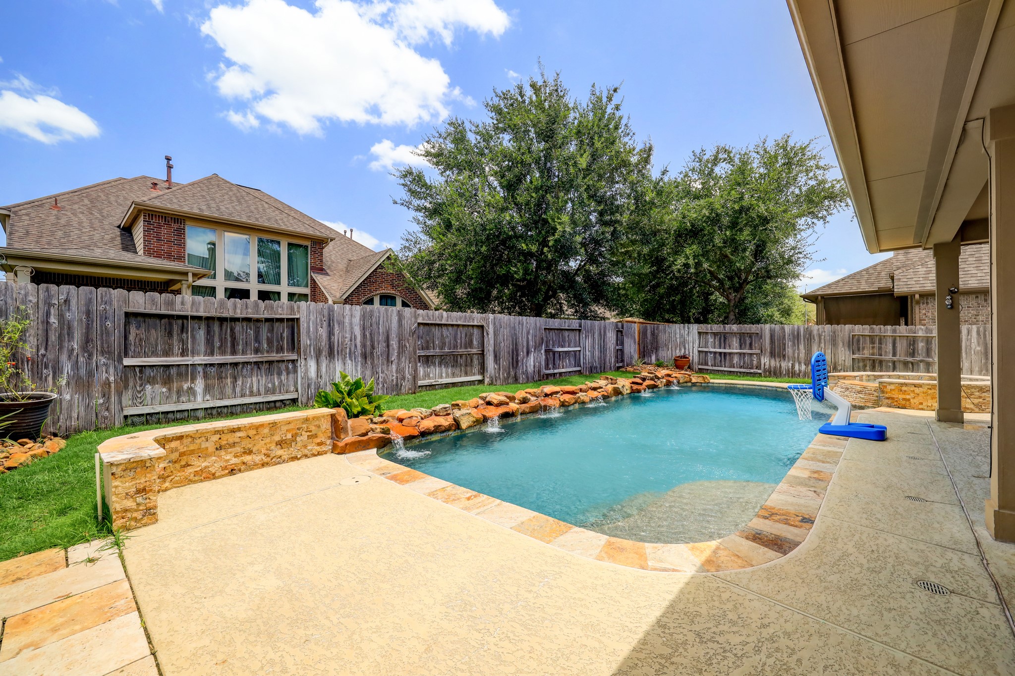 16814 Kilgarth Drive