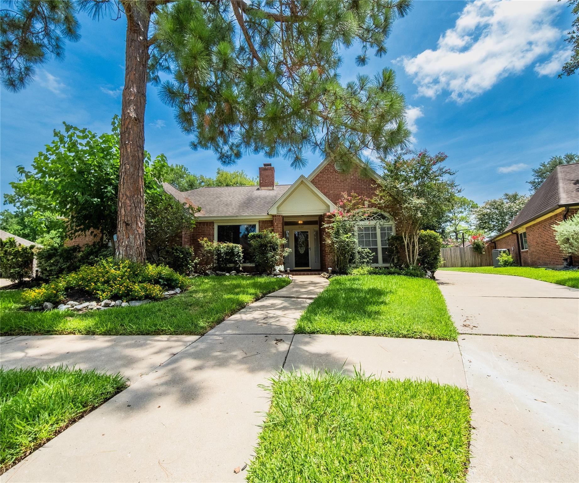 9107 Pine Stream Court