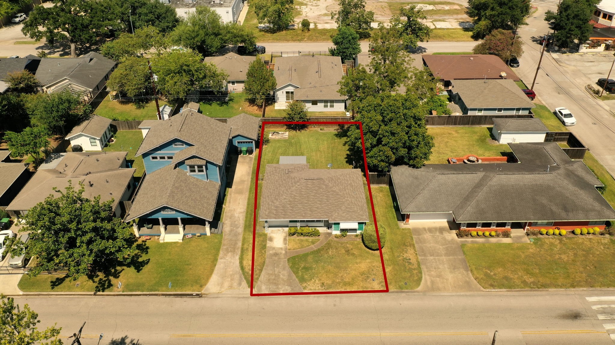 Listing photo 4