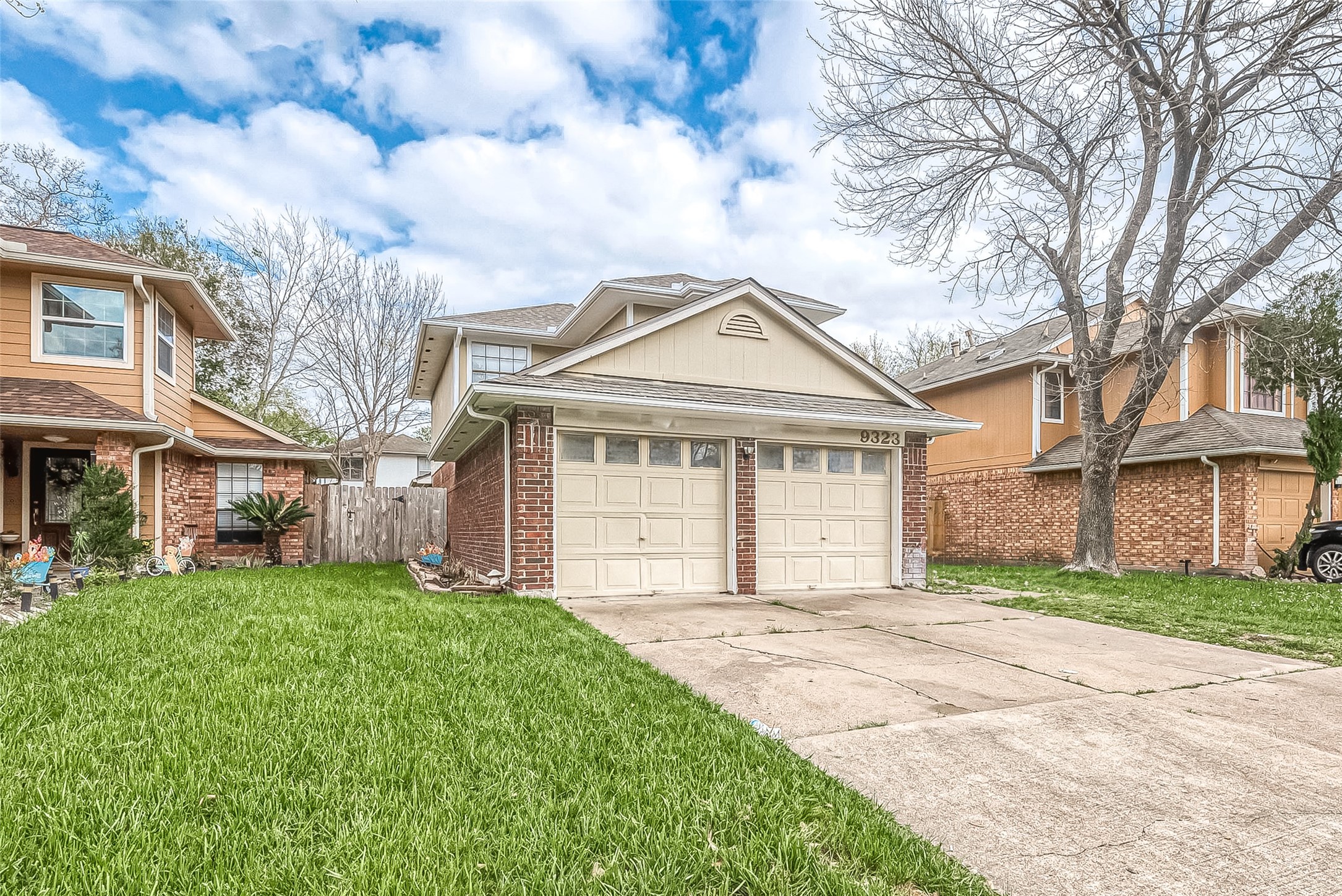 Listing photo 1