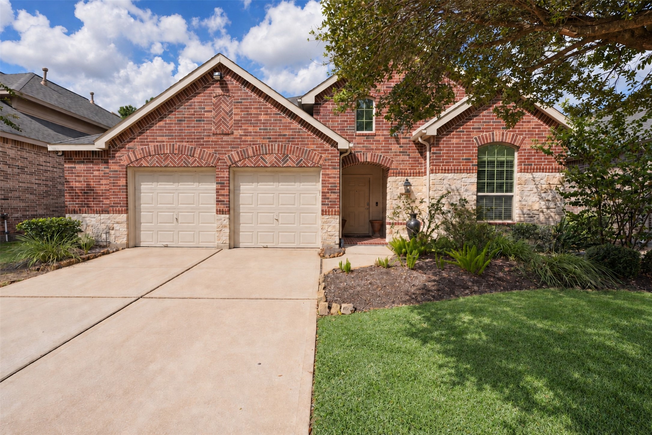 8219 Horsetail Court