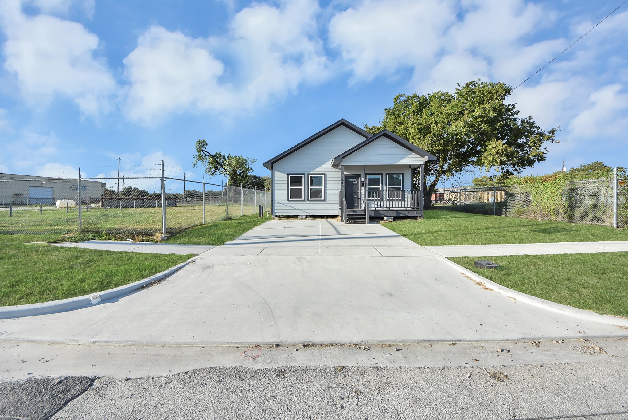 8215 La Porte Road