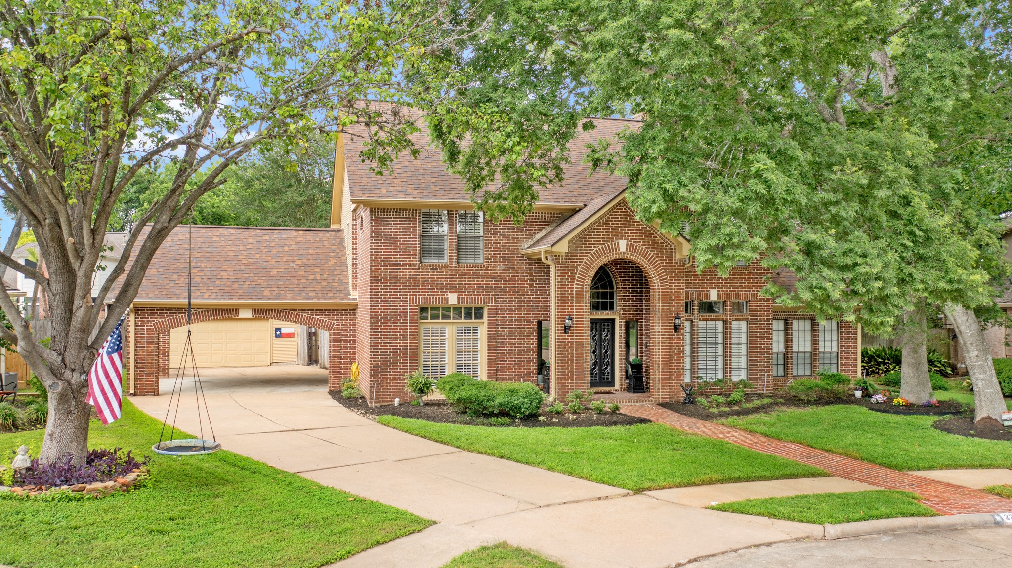 2222 Mossy Glen Court