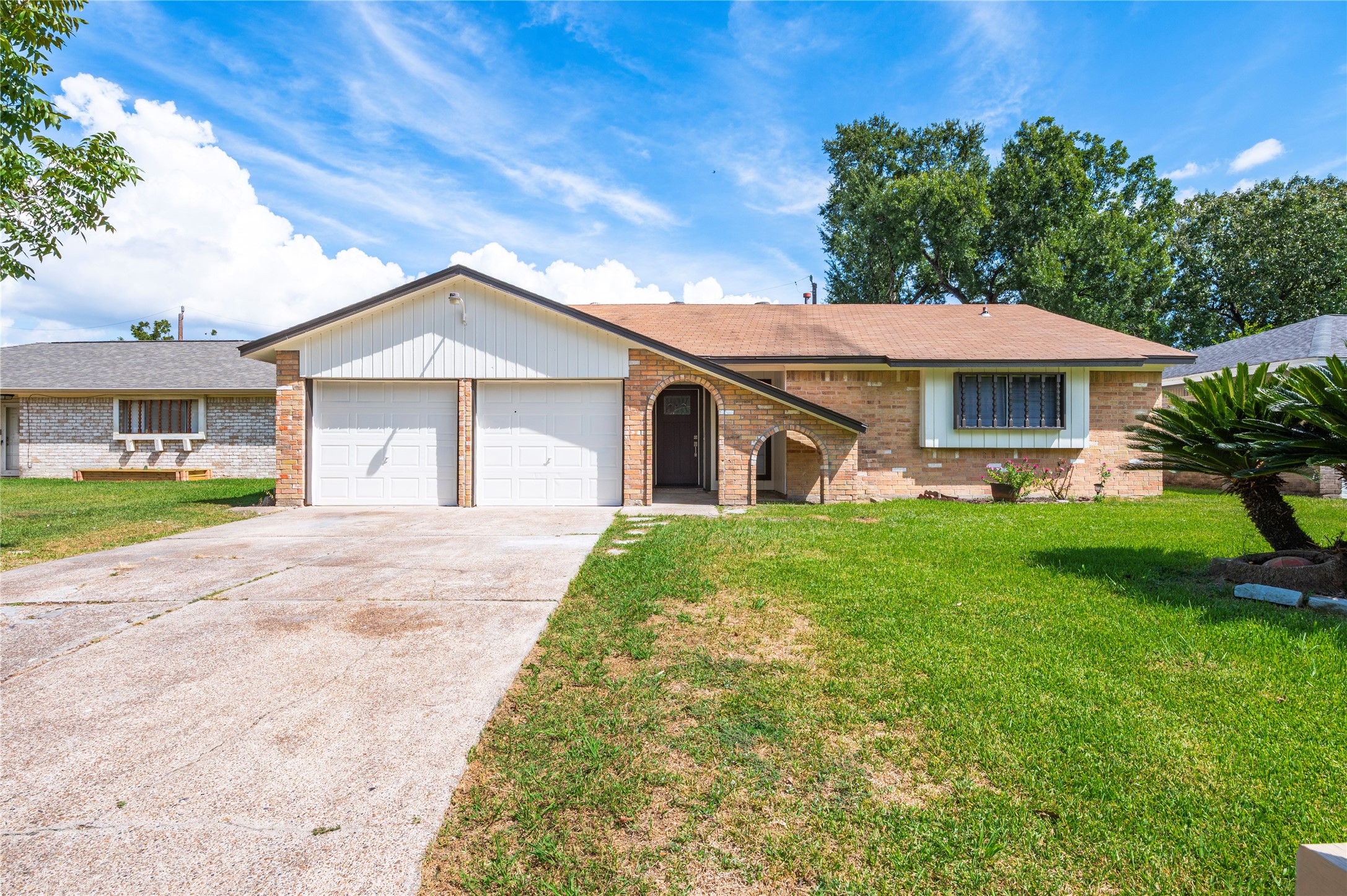 638 Bright Penny Lane