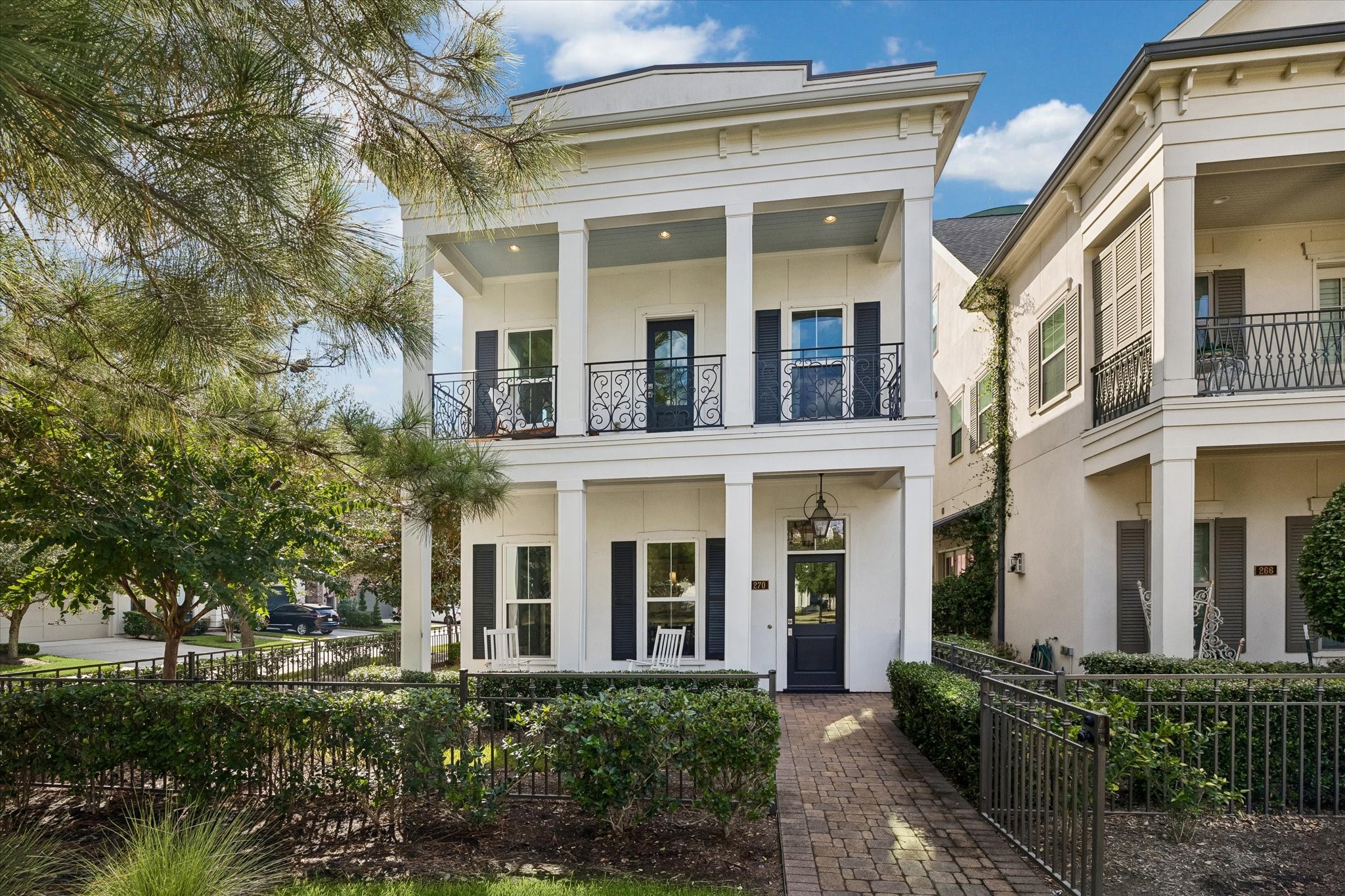 270 Green Boulevard