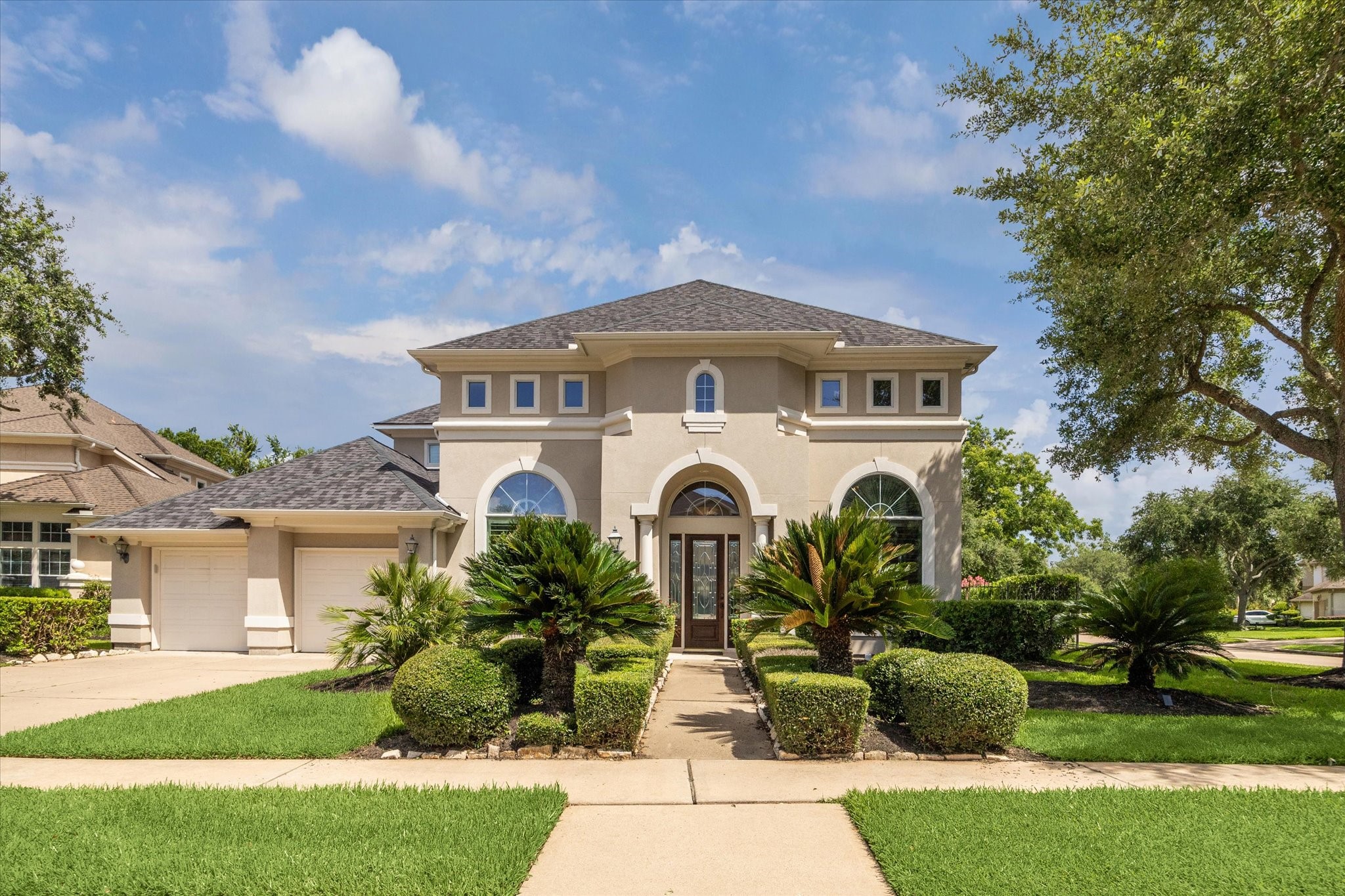 5215 Eagle Pointe Court