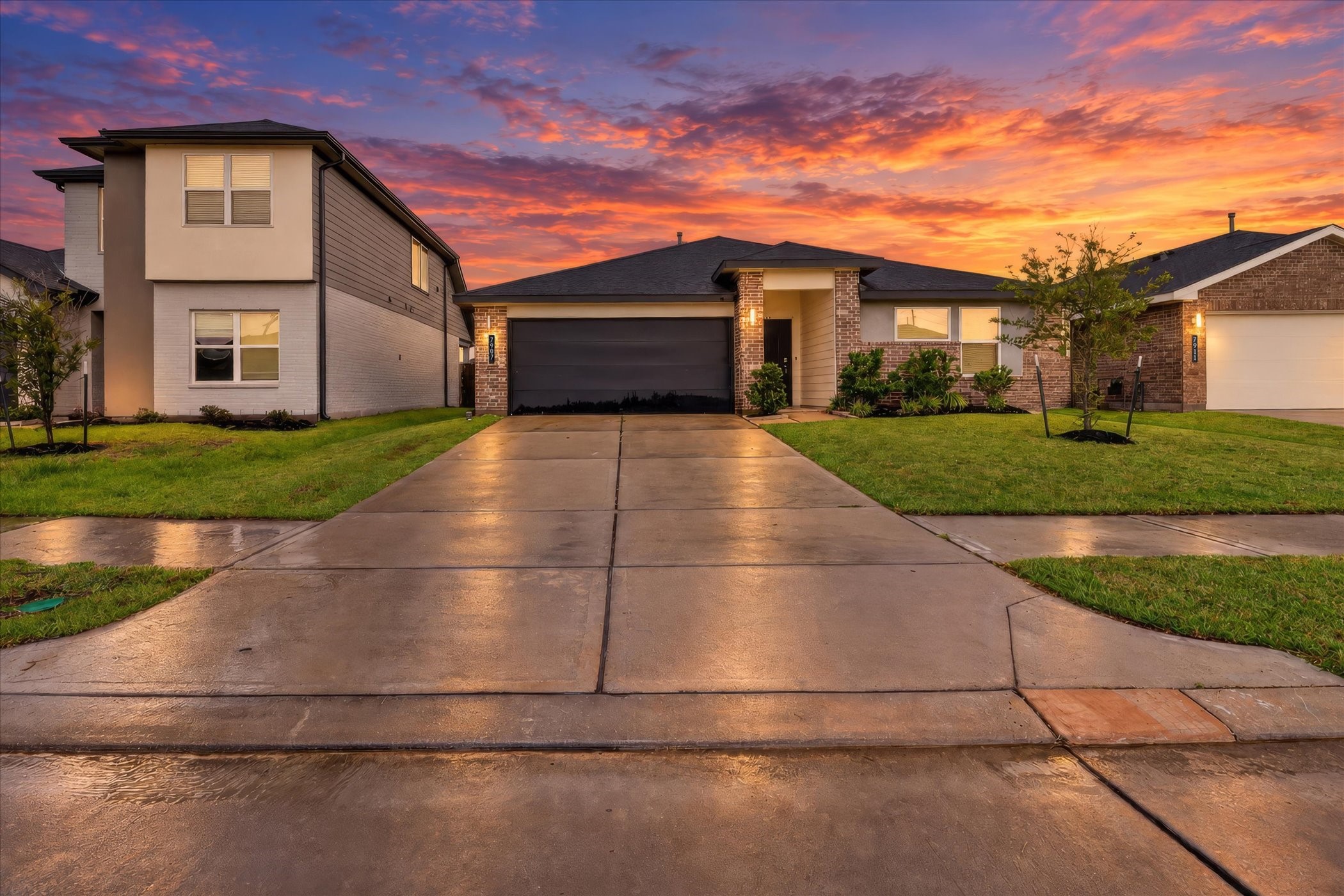 7907 Sleek Flock Lane