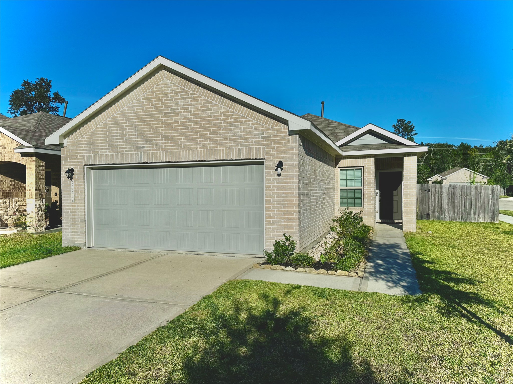 24702 Russet Bluff Trail