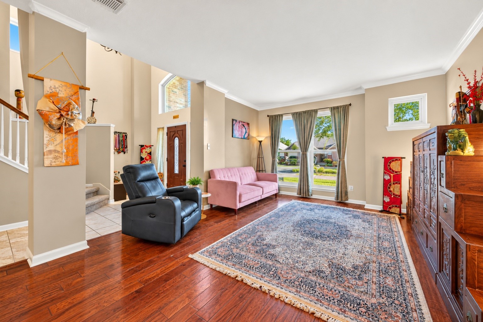 Listing photo 1