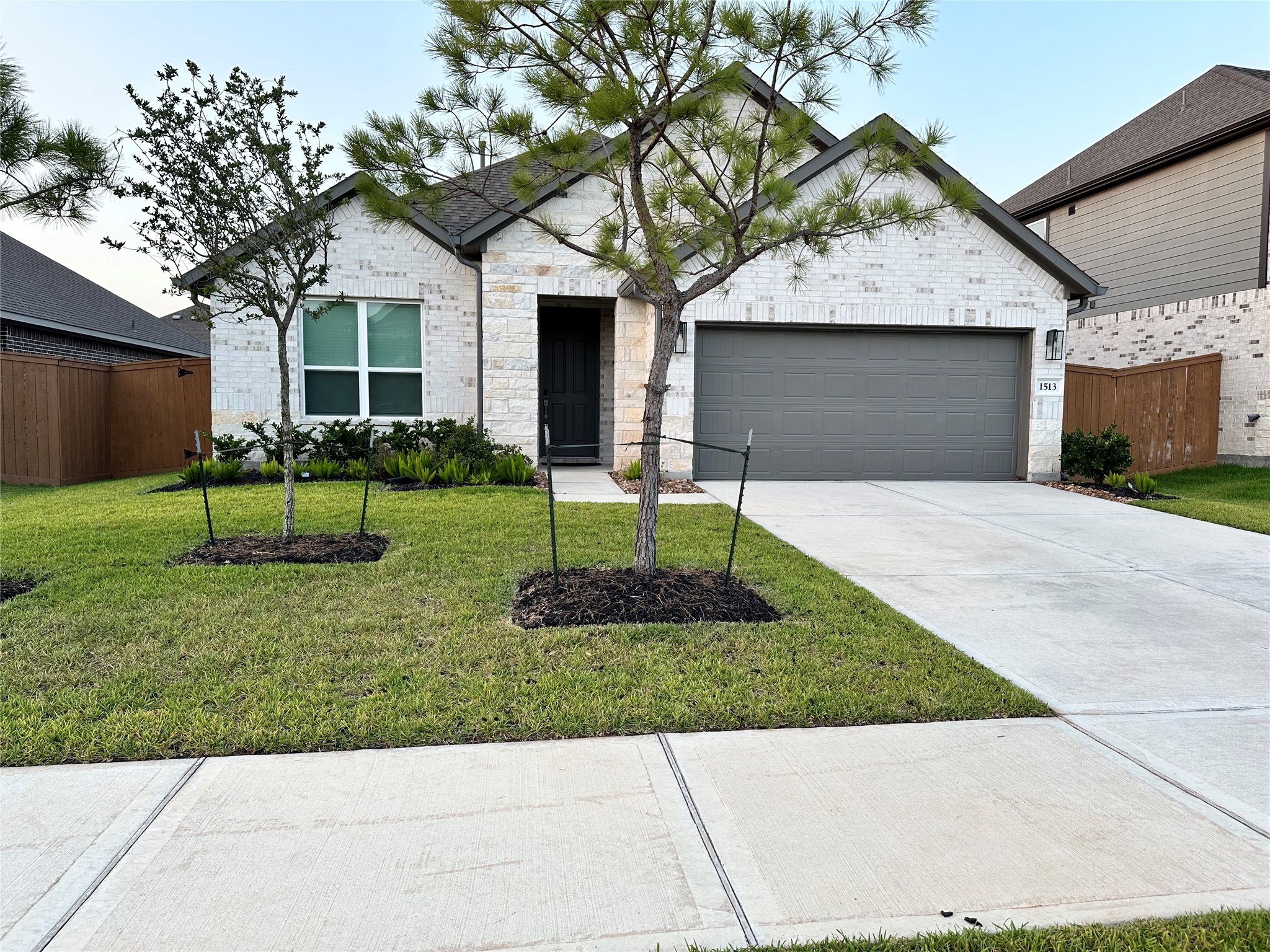 1513 Dawn Harbor Drive