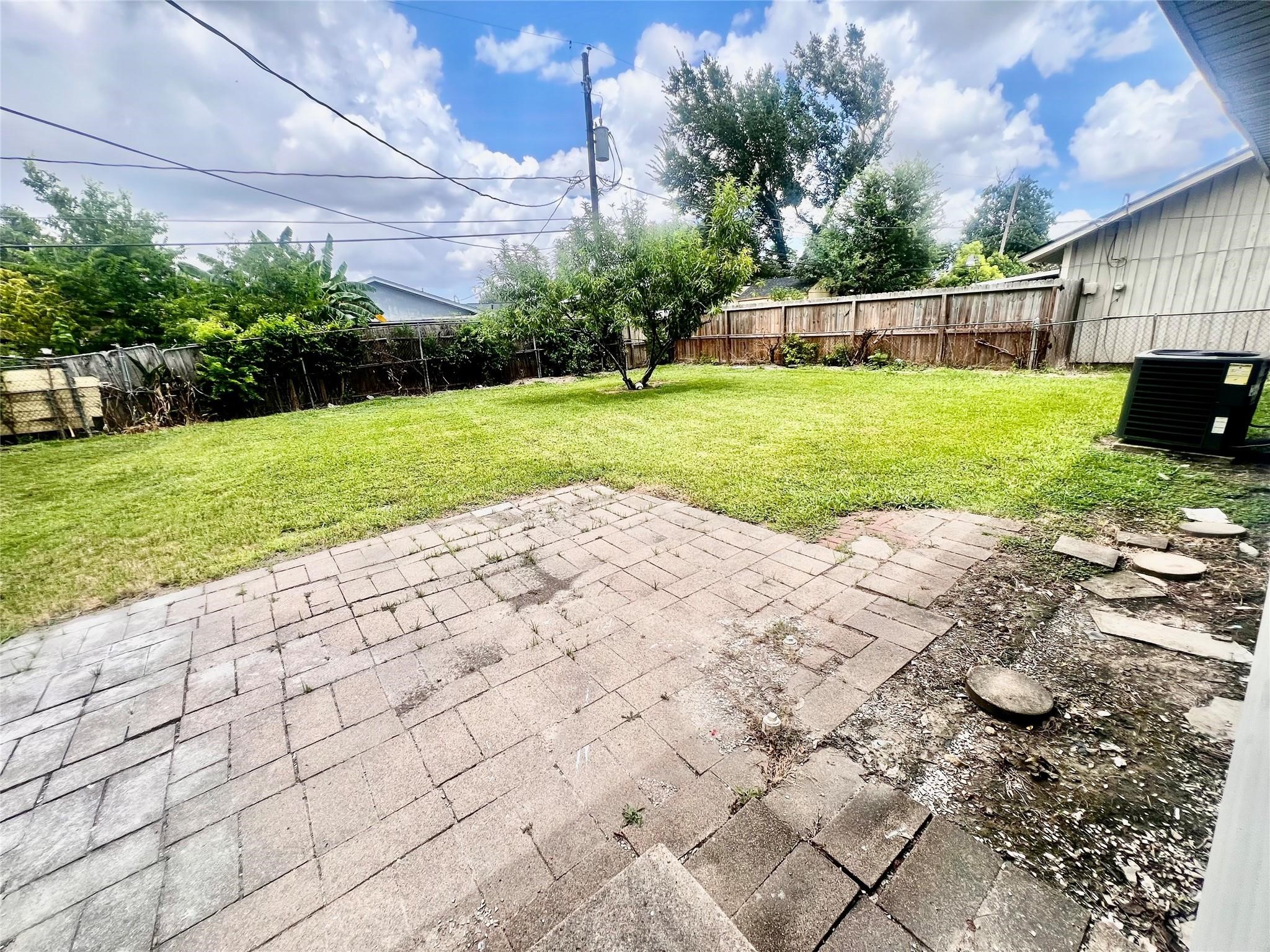 Listing photo 4