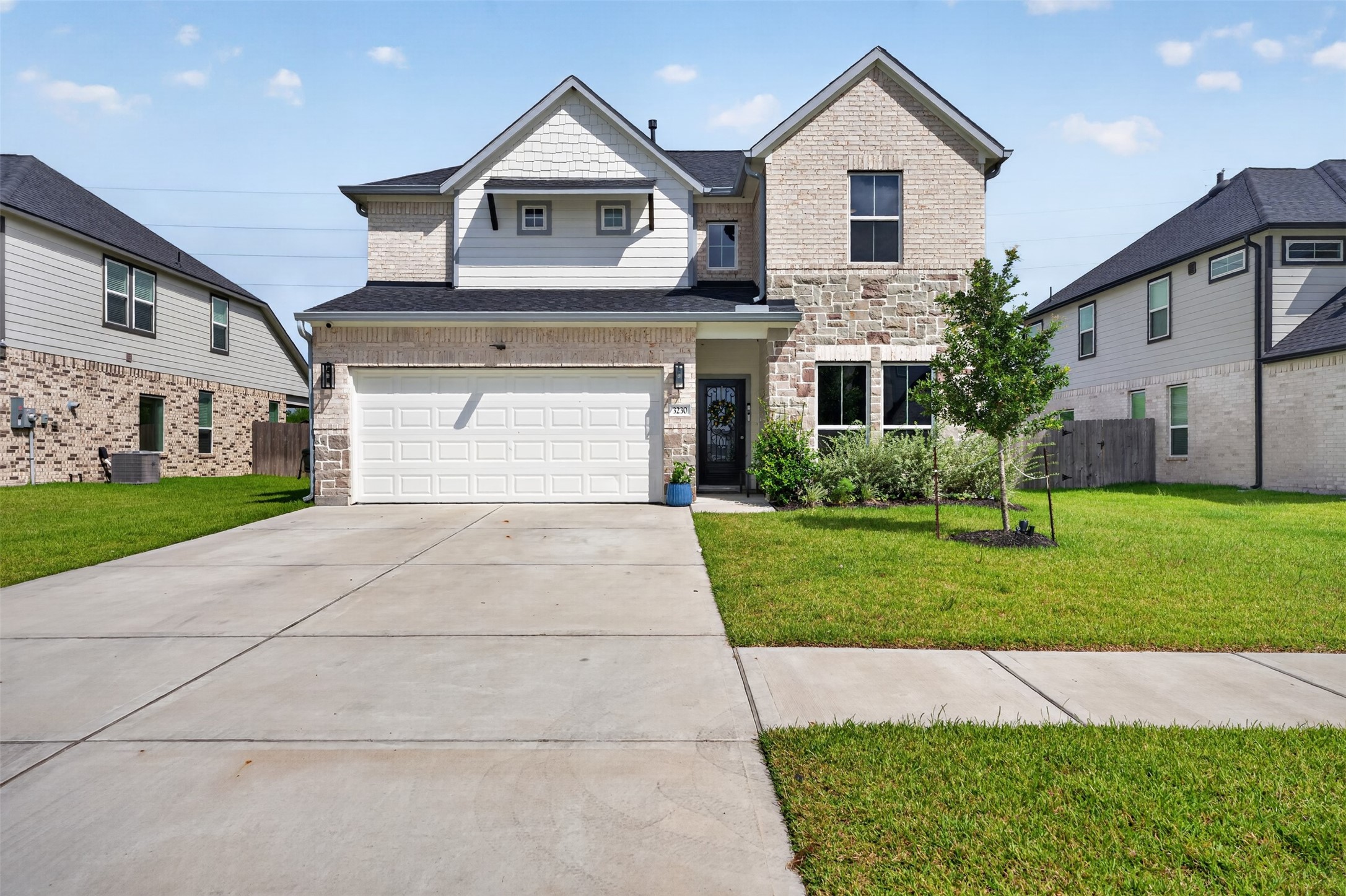 Listing photo 3