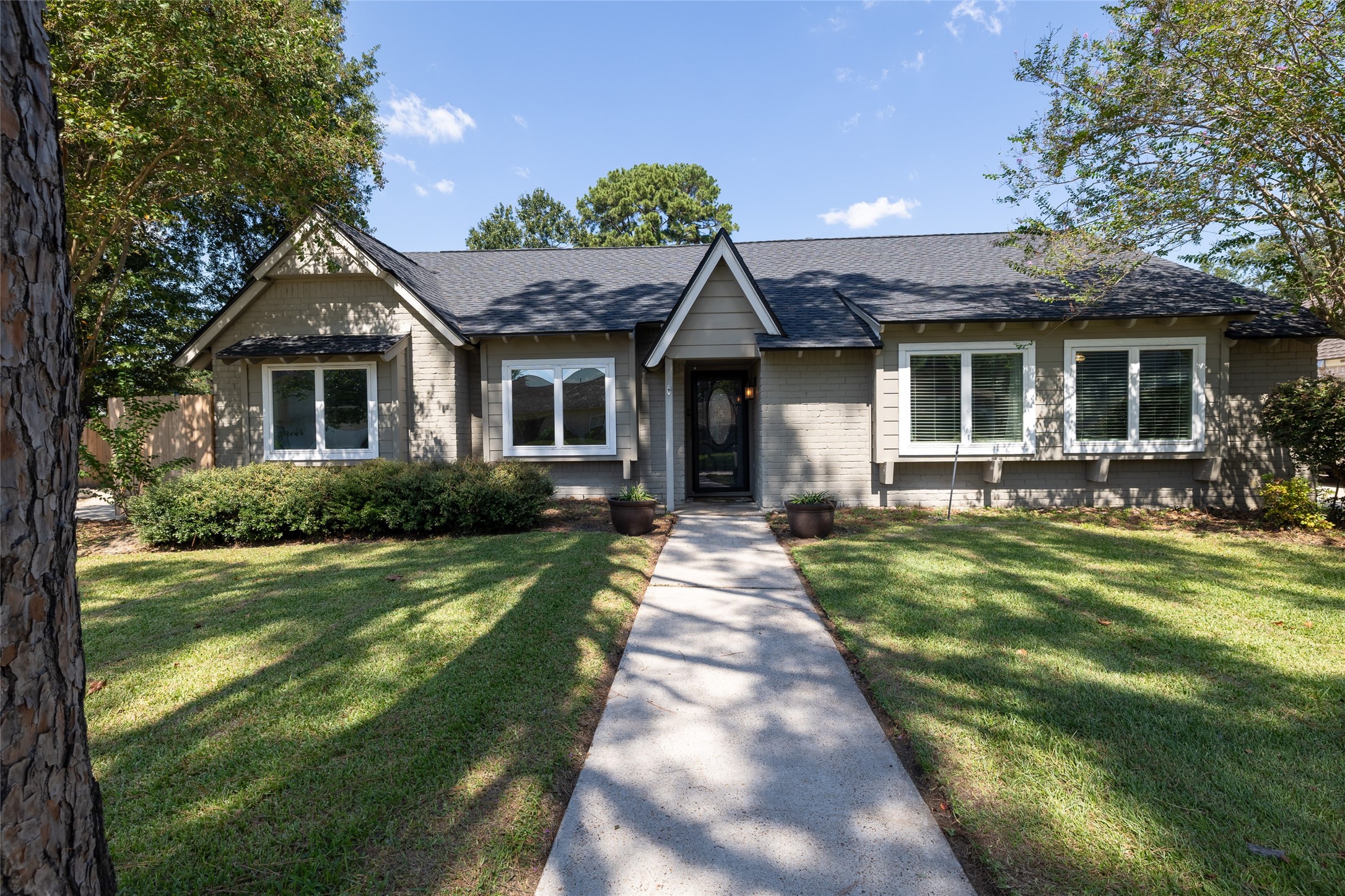 8226 Schaffer Lane