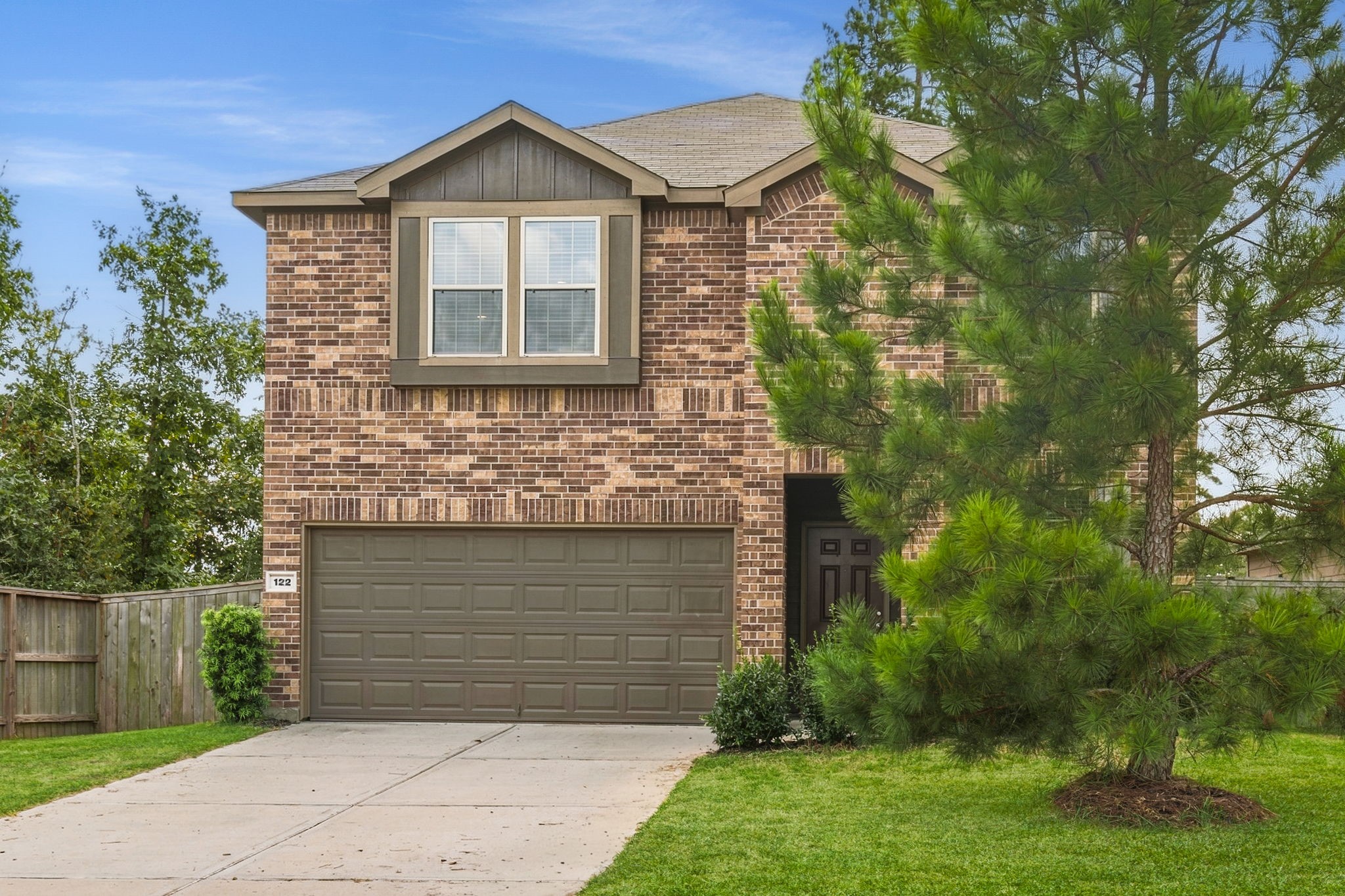 122 Ashwood Glade Lane
