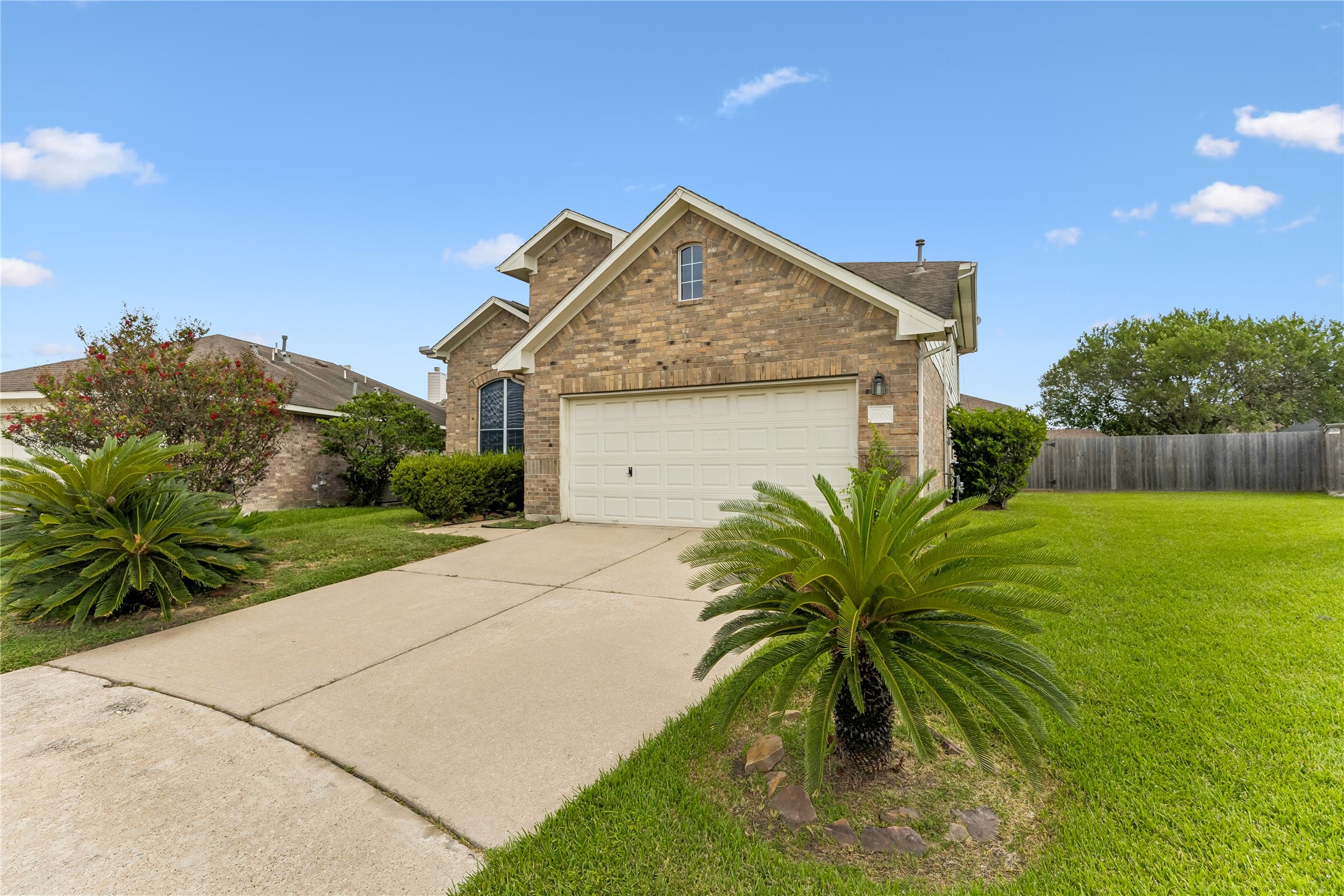 Listing photo 4