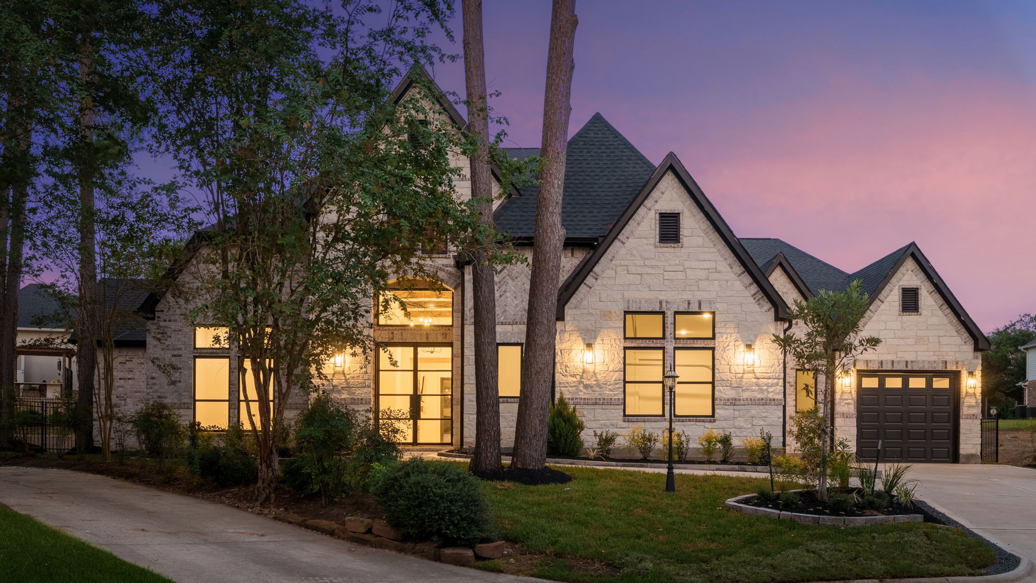 14 Brookwood