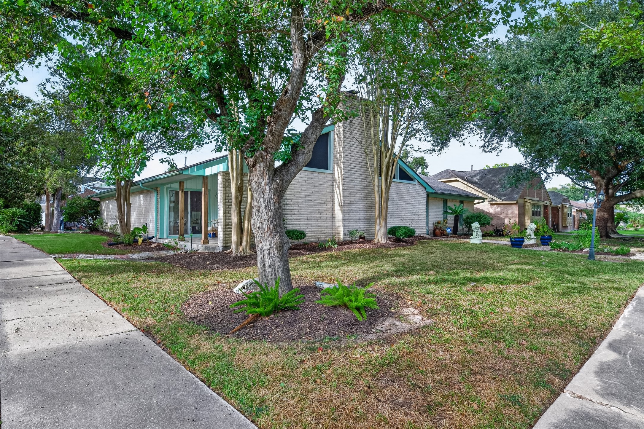 16403 Glenshannon Drive