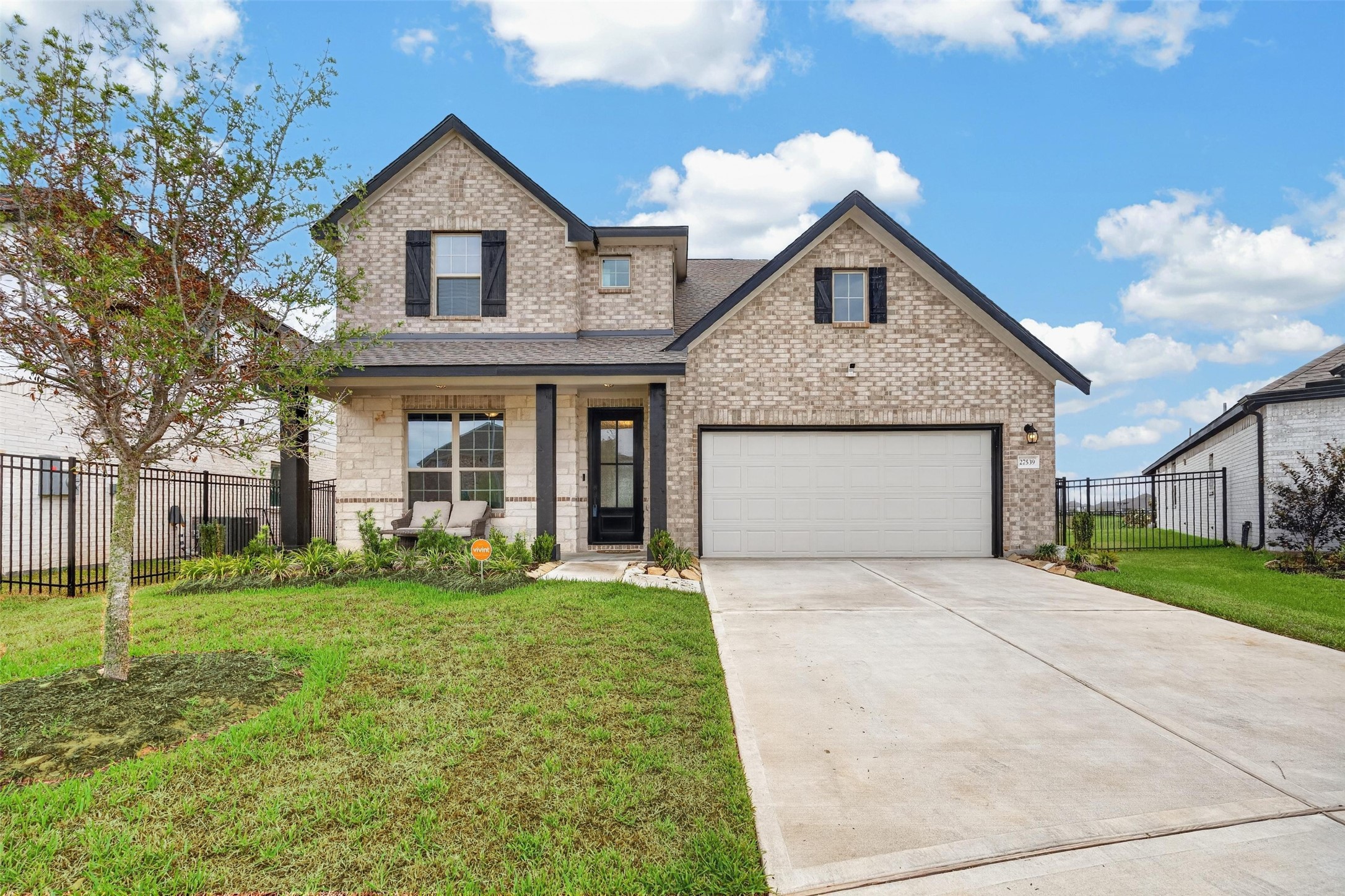 27539 Aster Green