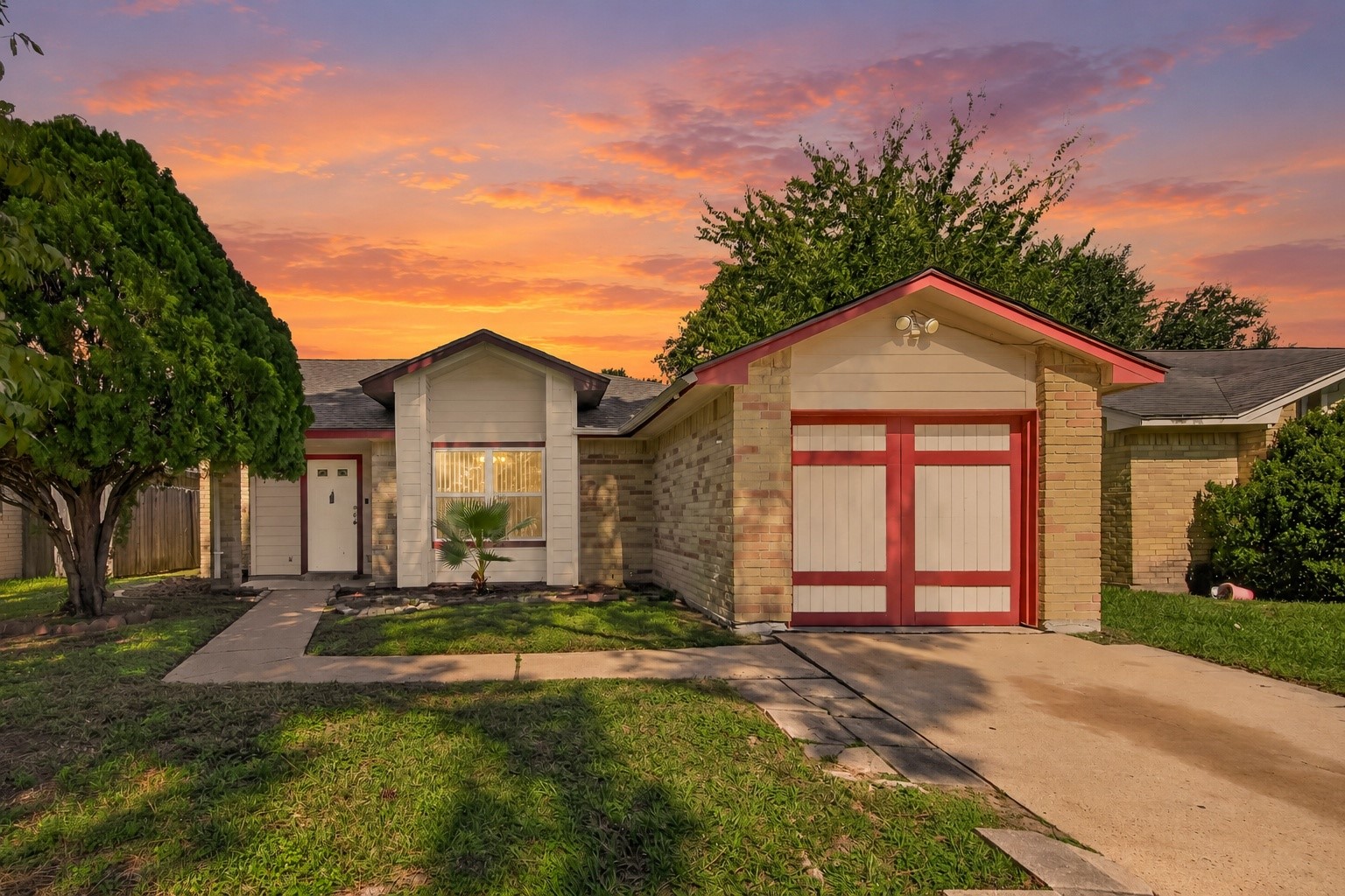 23814 Griffin House Lane