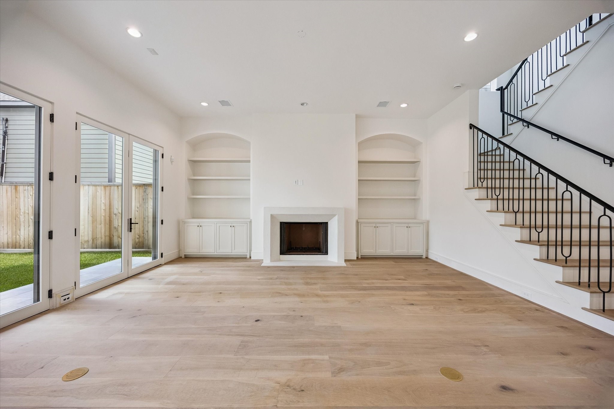 Listing photo 4