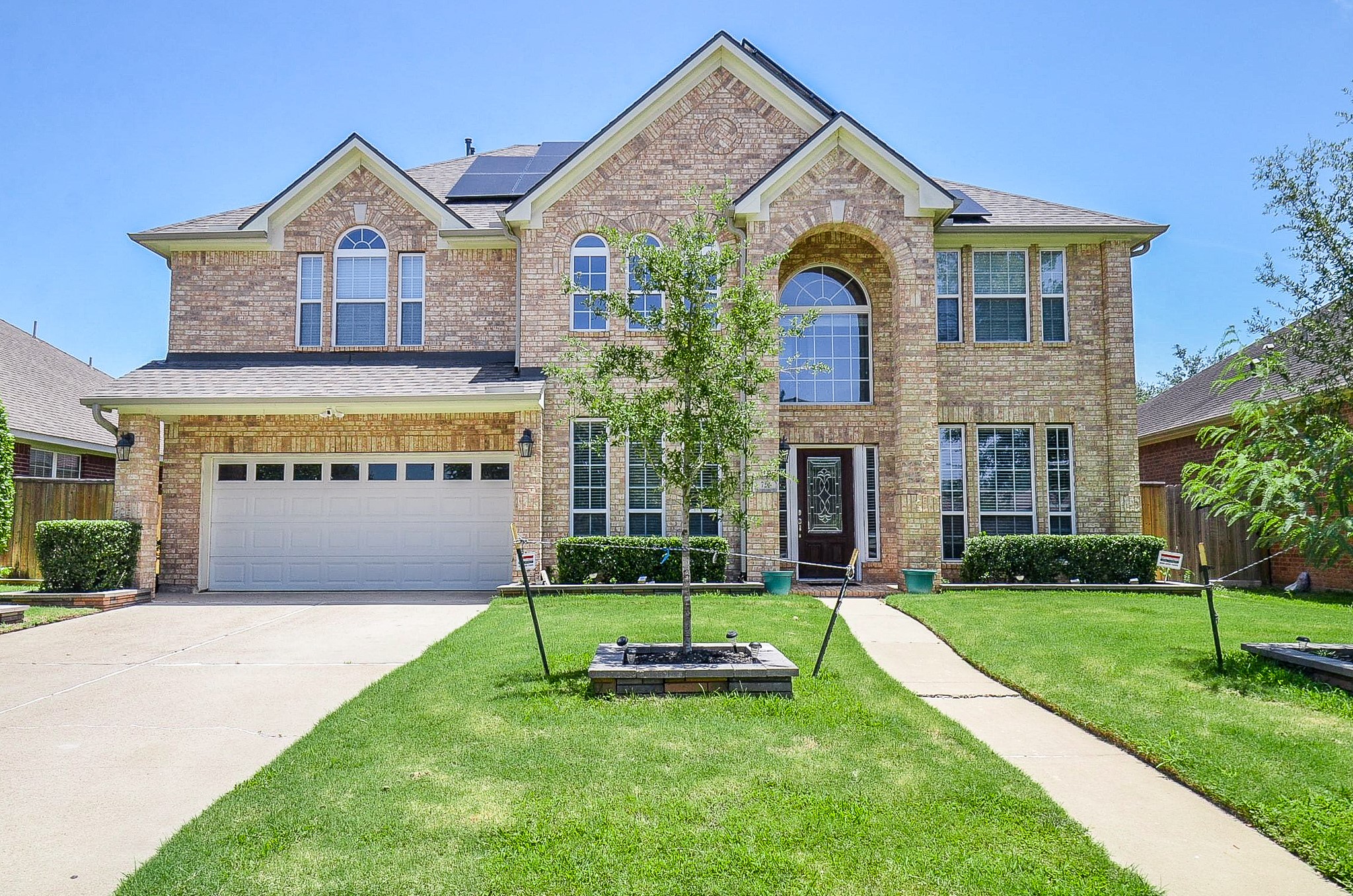 Listing photo 1