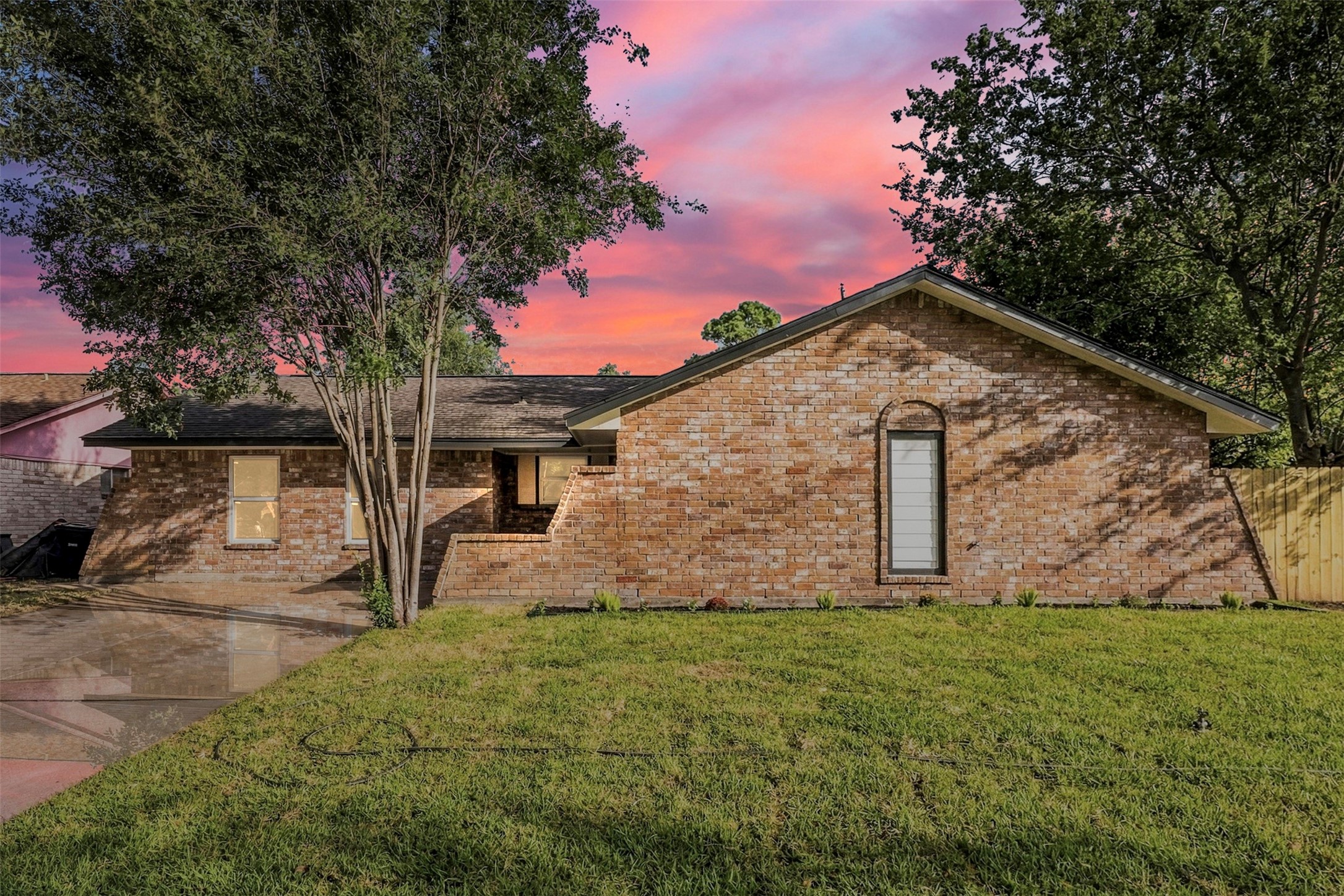 7502 Woodsman Trail